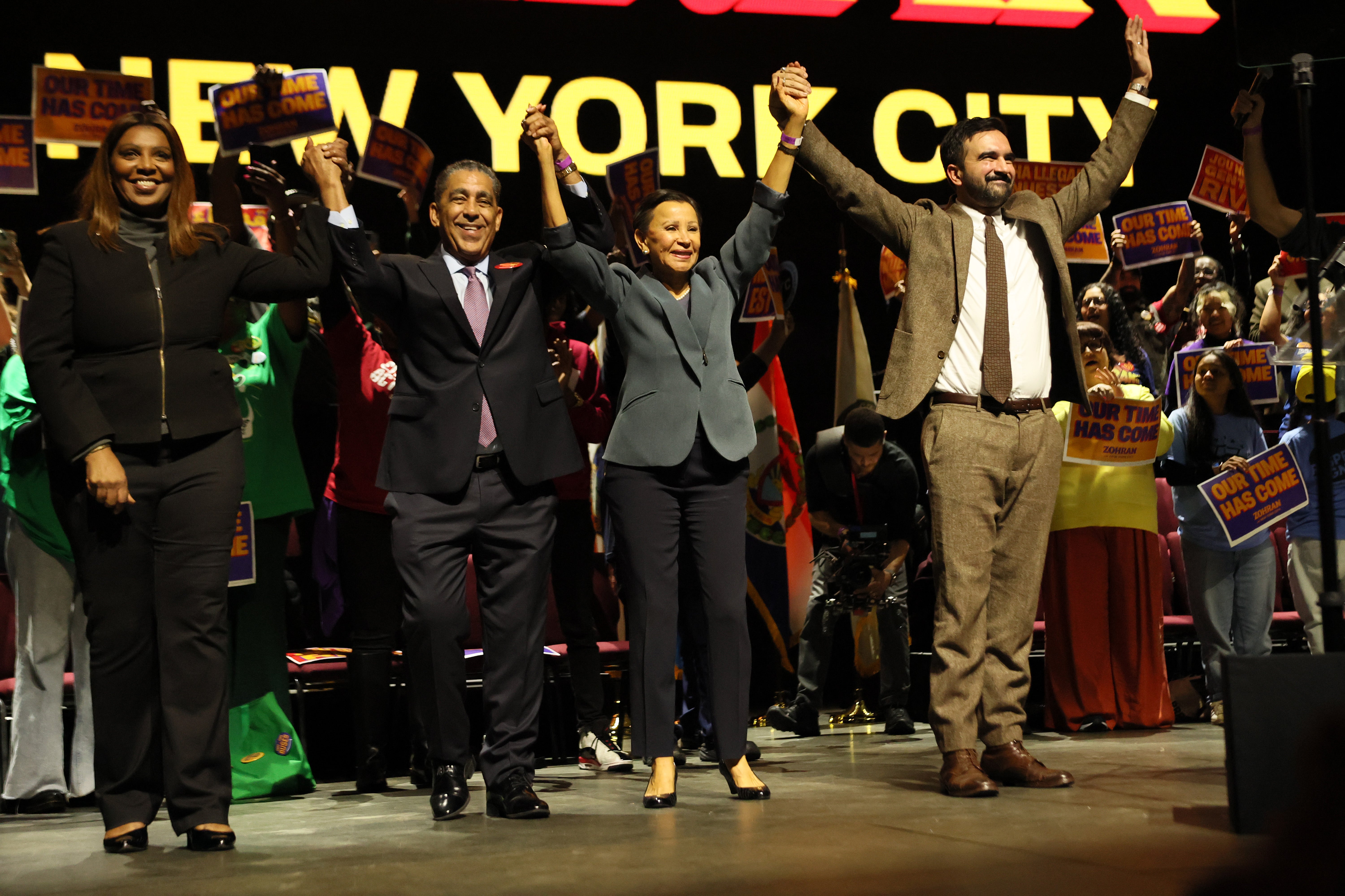 New York City Mayor Zohran Mamdani is challenging nan anointed favourite of Rep. Nydia Velázquez and Rep. Adriano Espaillat (D-N.Y.), who endorsed Andrew Cuomo successful nan superior but switched allegiances successful nan 2025 wide election.