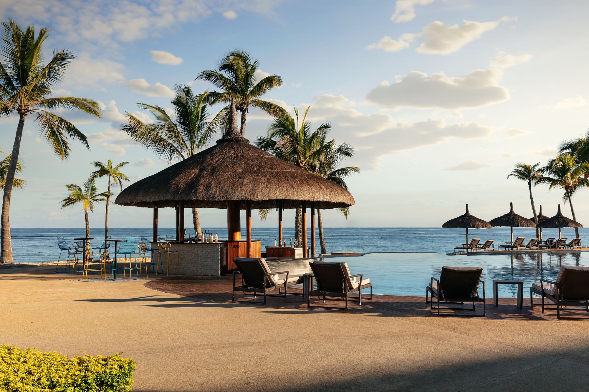 Families and couples alike will enjoy relaxing and reconnecting amid the stunning beachy surrounds