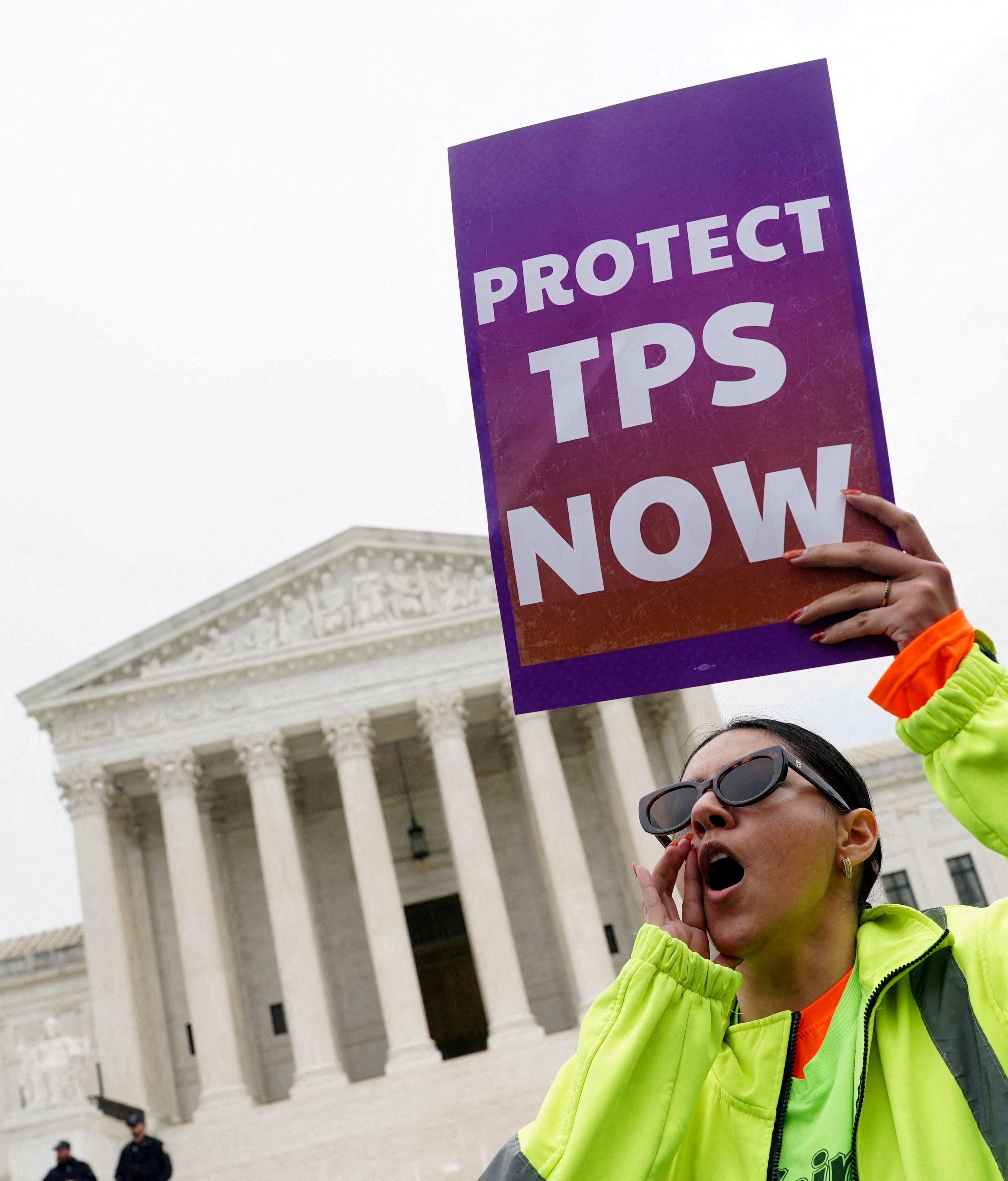 Advocates are demanding Congress instantly reconstruct TPS for Haiti fearing an tremendous humanitarian situation that could rip isolated families successful nan US and person devastating economical consequences