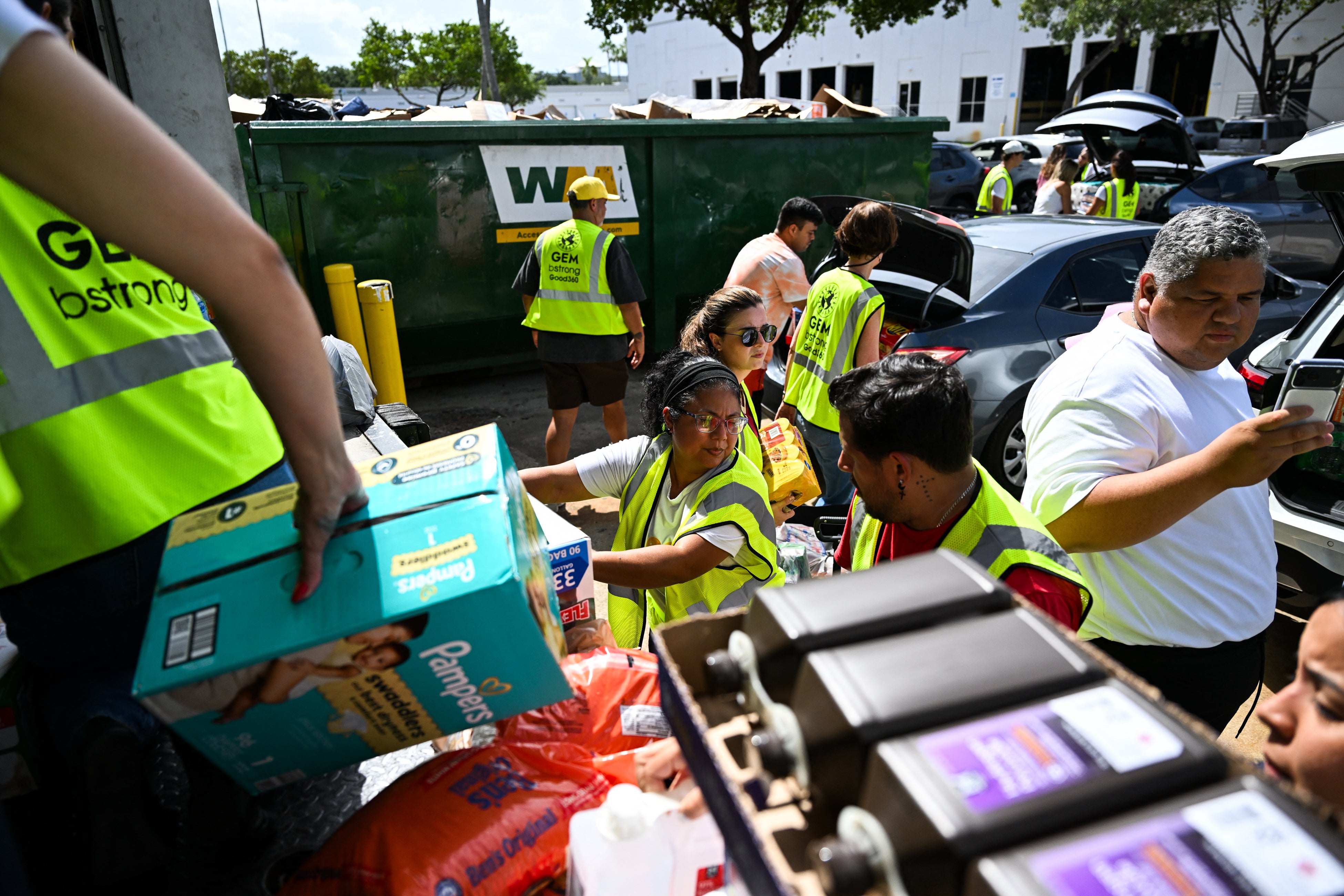 In Florida, workers for nan Doral-based assistance group Global Empowerment Mission connected Thursday packed aesculapian supplies, toiletries, cases of bottled h2o and nonperishable foods to beryllium sent to Venezuela