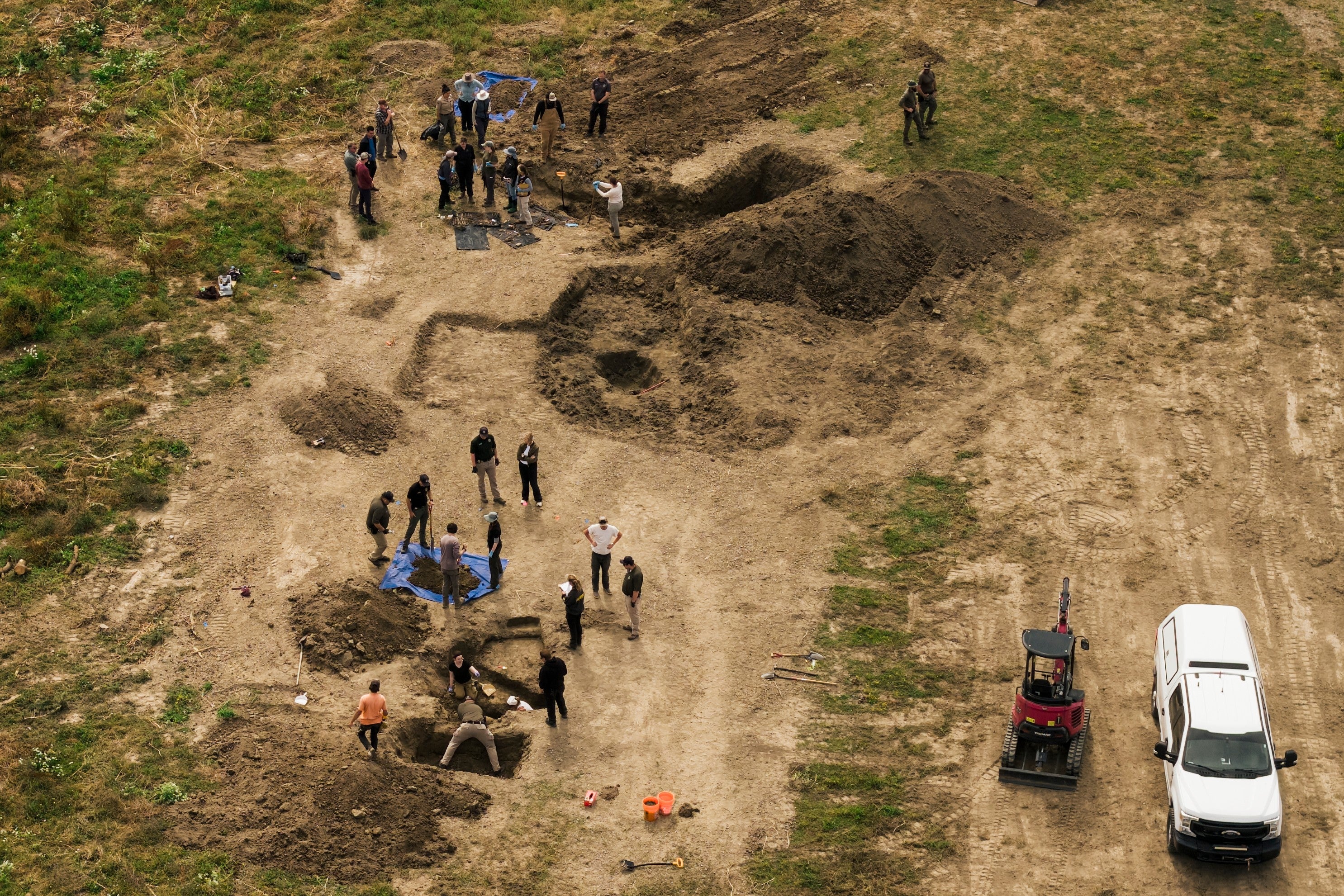 https://static.the-independent.com/2026/06/28/19/California_Animal_Rescue_Investigation_22983.jpg?trim=0,0,0,0&width=1200&height=800&crop=1200:800