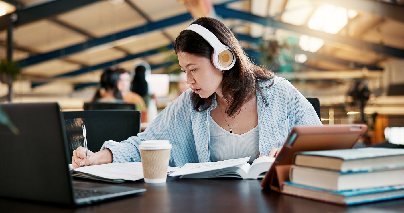 Does listening to music help you focus? Here’s what an educational psychologist says