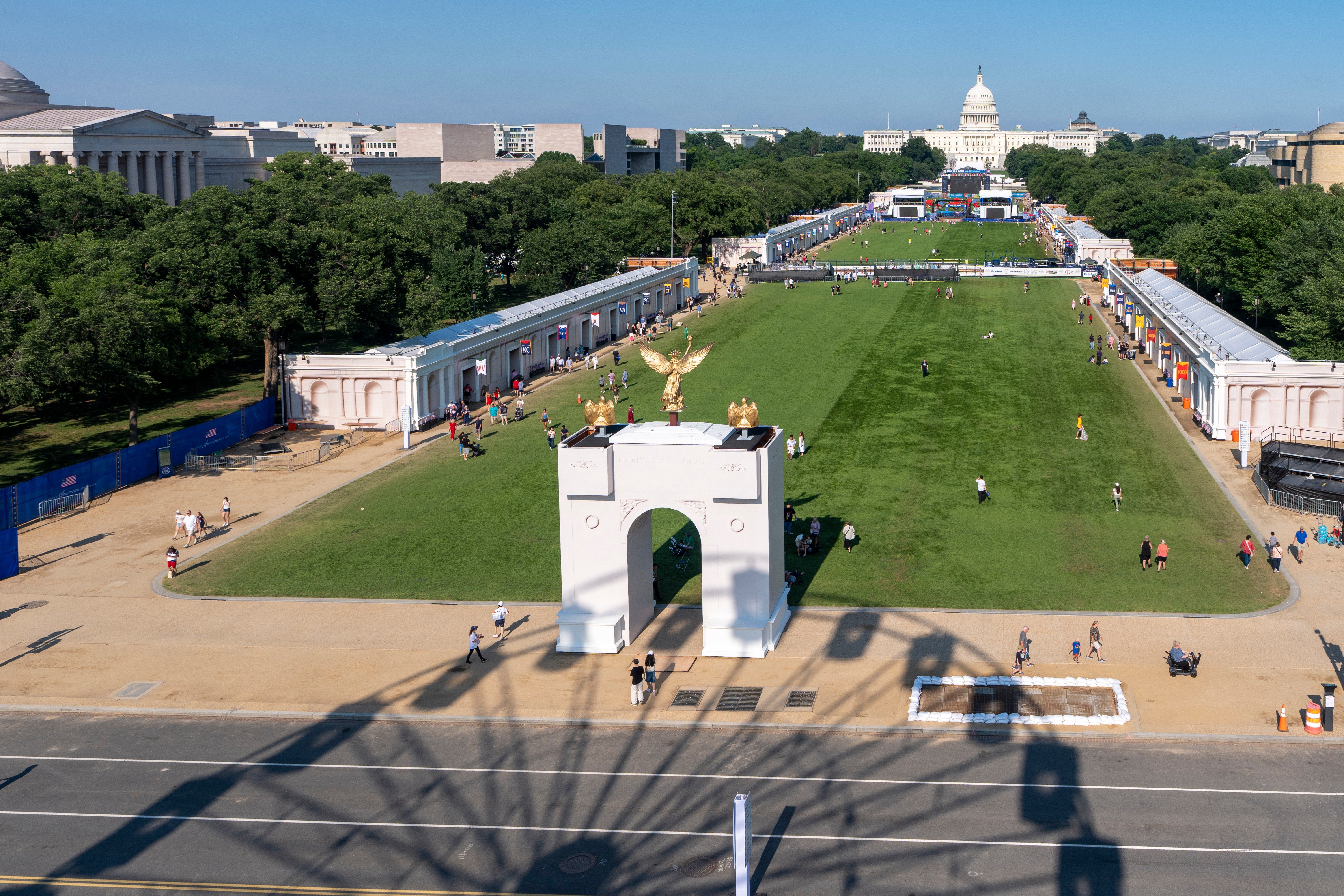 The Trump management has struggled to pull ample crowds to its Great American State Fair connected nan National Mall that celebrates 250 years since America’s founding