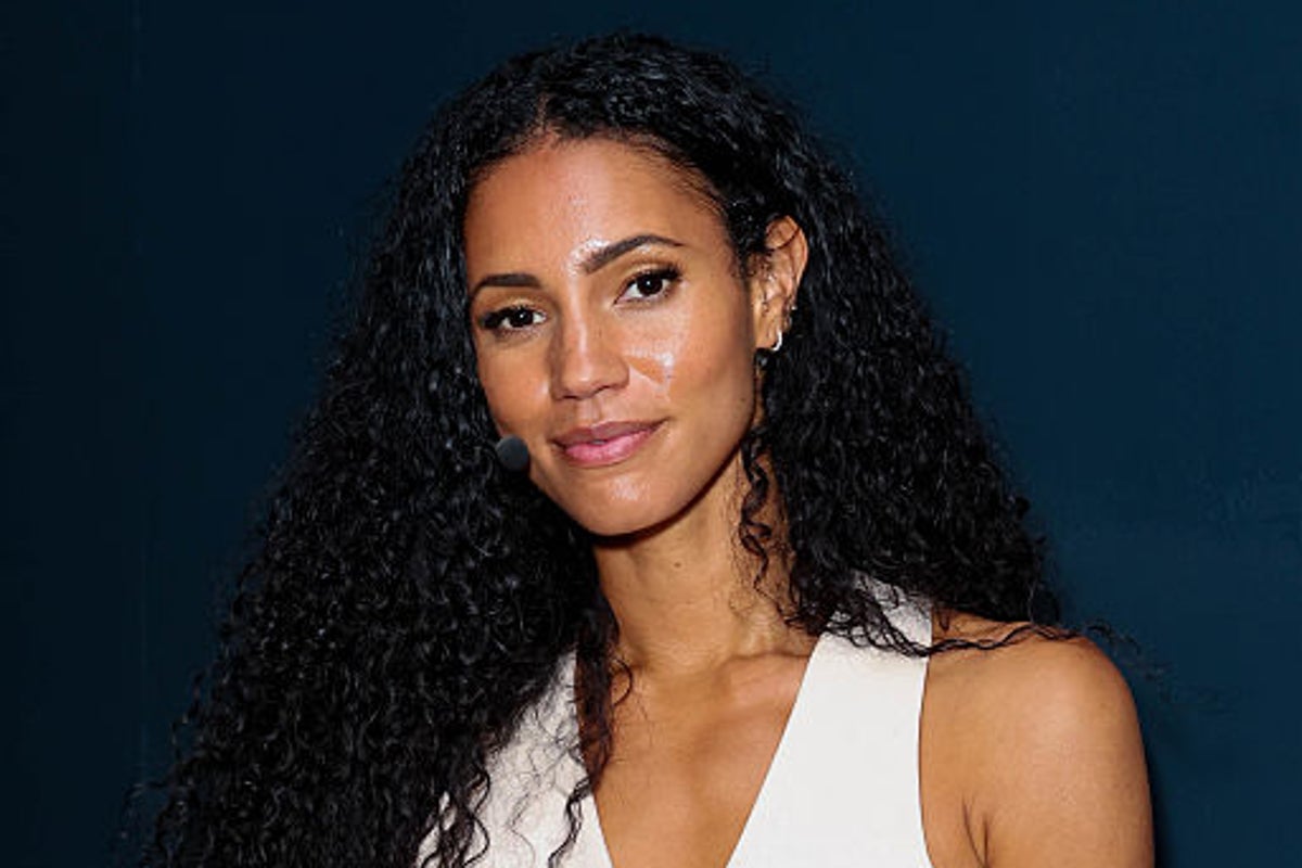 Vick Hope announces break from BBC Radio 1 – while breast pumping Vick Hope announces break from BBC Radio 1 – while breast pumping