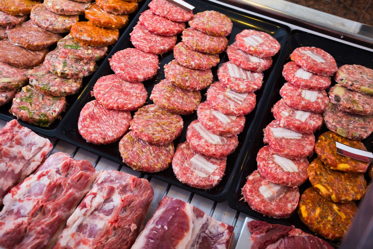 Scientists Gave Lettuce A Pig Gene In A Bizarre Attempt To Make Plant-Based Burgers Taste More Like Meat