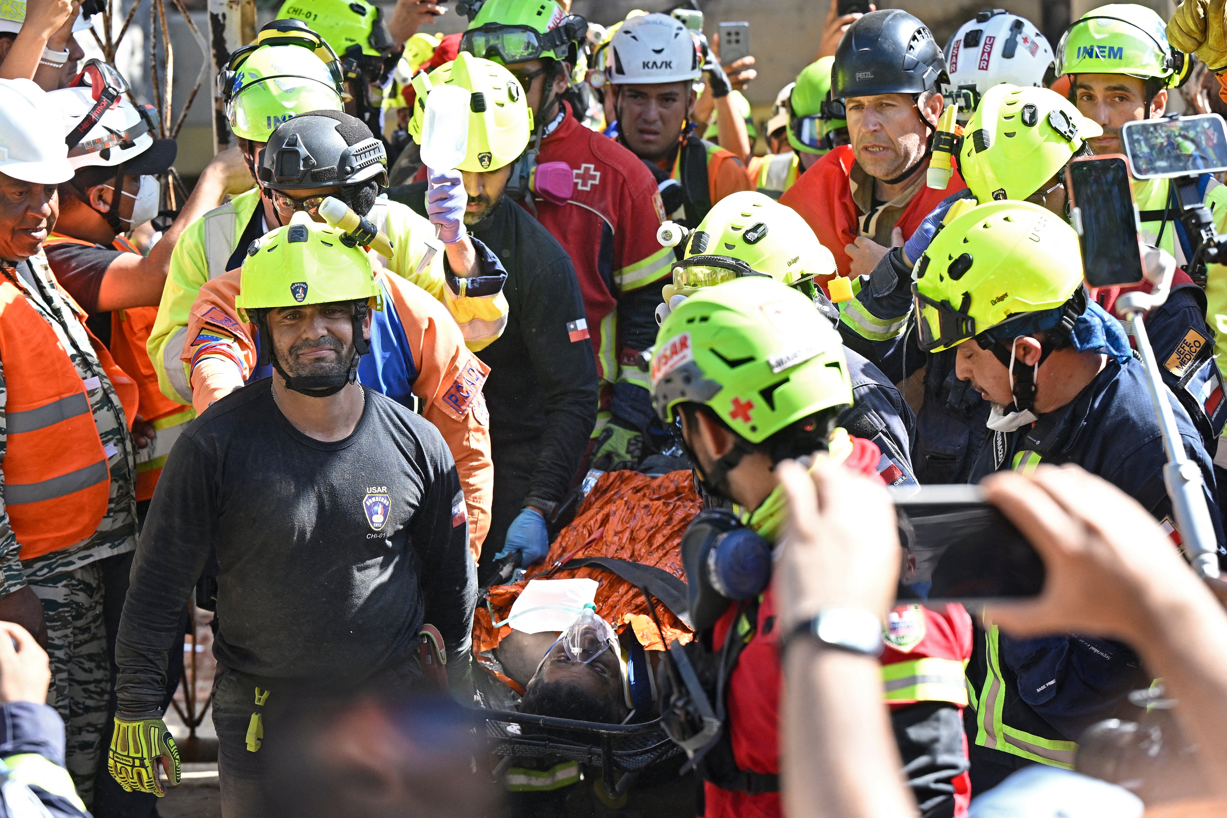 Man Pulled From Rubble Eight Days After Venezuela Earthquake In ‘miraculous’ Rescue