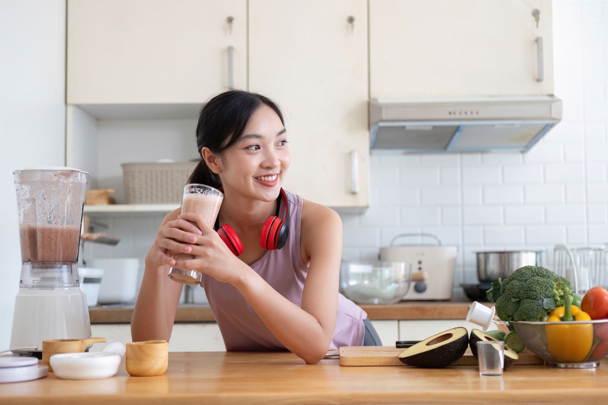 Simple hacks for feeling your best all summer