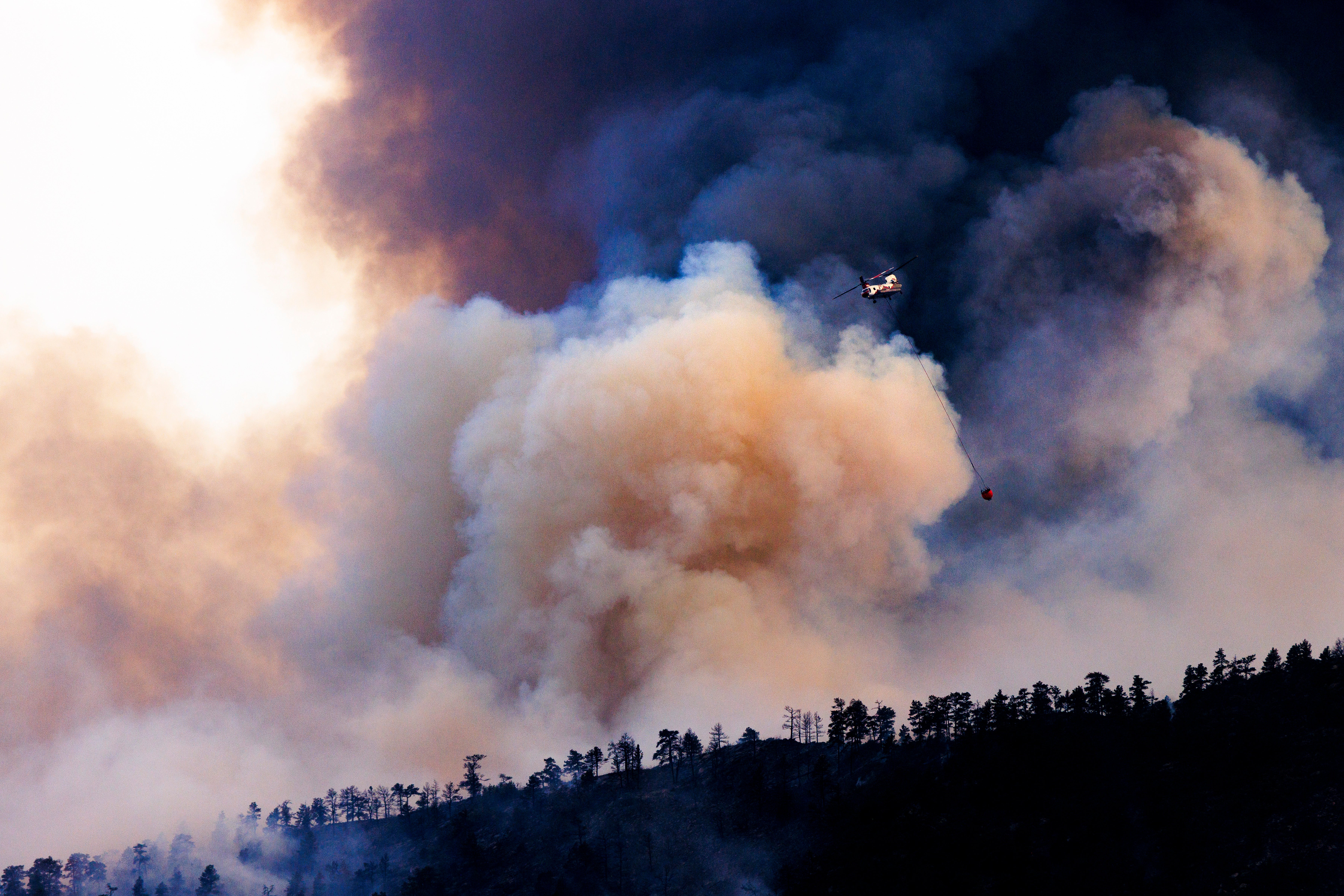 Erratic winds pushed nan blaze crossed 2 Colorado counties