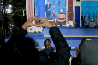 Veliko mnoštvo okupilo se kako bi čulo govor predsjednika Donalda Trumpa s planine Rushmore