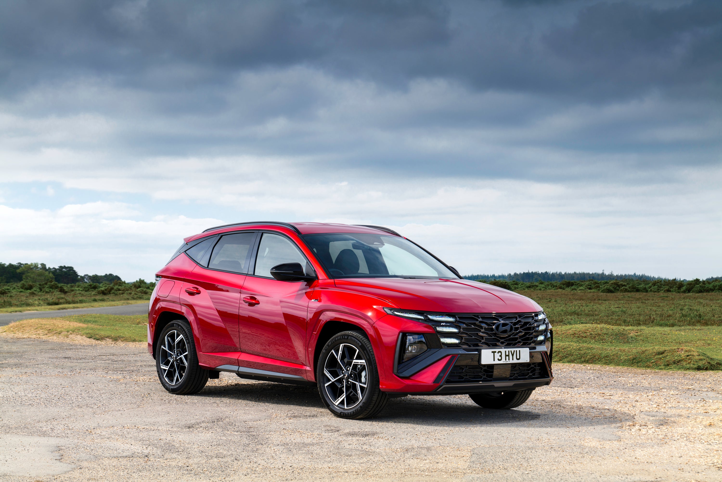 Behind the wheel, the Tucson is great to drive thanks to its accurate steering, punchy performance and refined cabin
