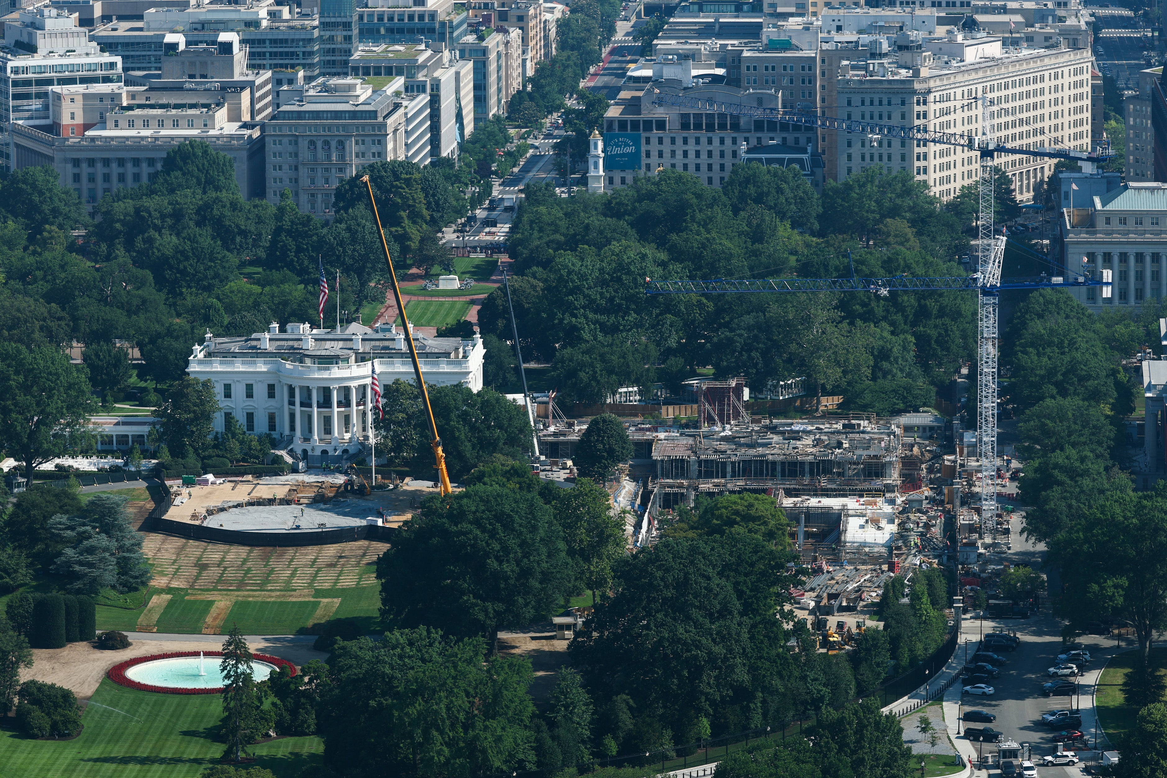 Many DC landmarks are beneath nan request - including nan White House which is 70 feet gangly connected its South side
