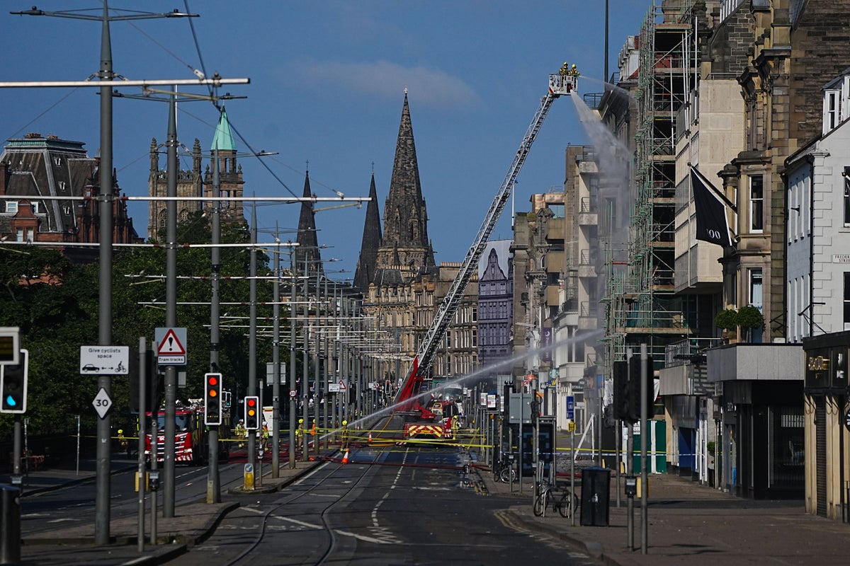 Edinburgh faces second day of disruption after Princes Street fire