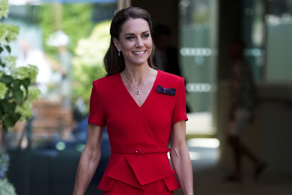 Kate Middleton reclaims title of UK’s best-dressed person in annual Tatler list Kate Middleton reclaims title of UK’s best-dressed person in annual Tatler list