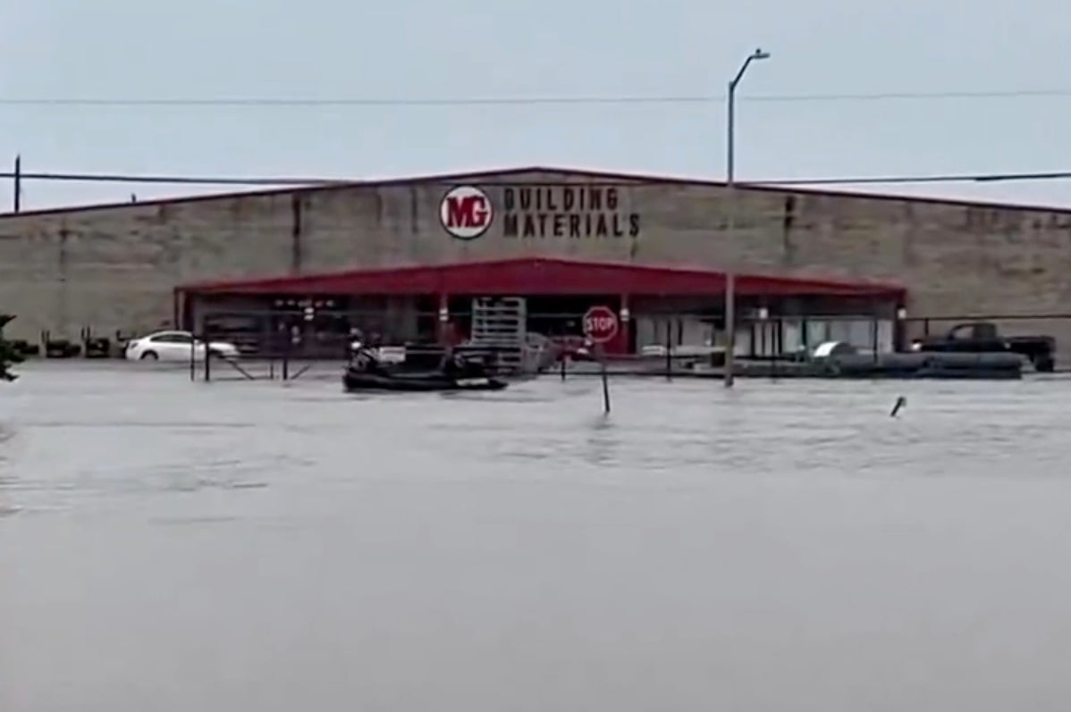 Texas Governor Greg Abbott has issued a disaster declaration amid a precocious consequence of flash flooding, a twelvemonth aft nan authorities was deed by floodwaters that killed 28 group astatine Camp Mystic