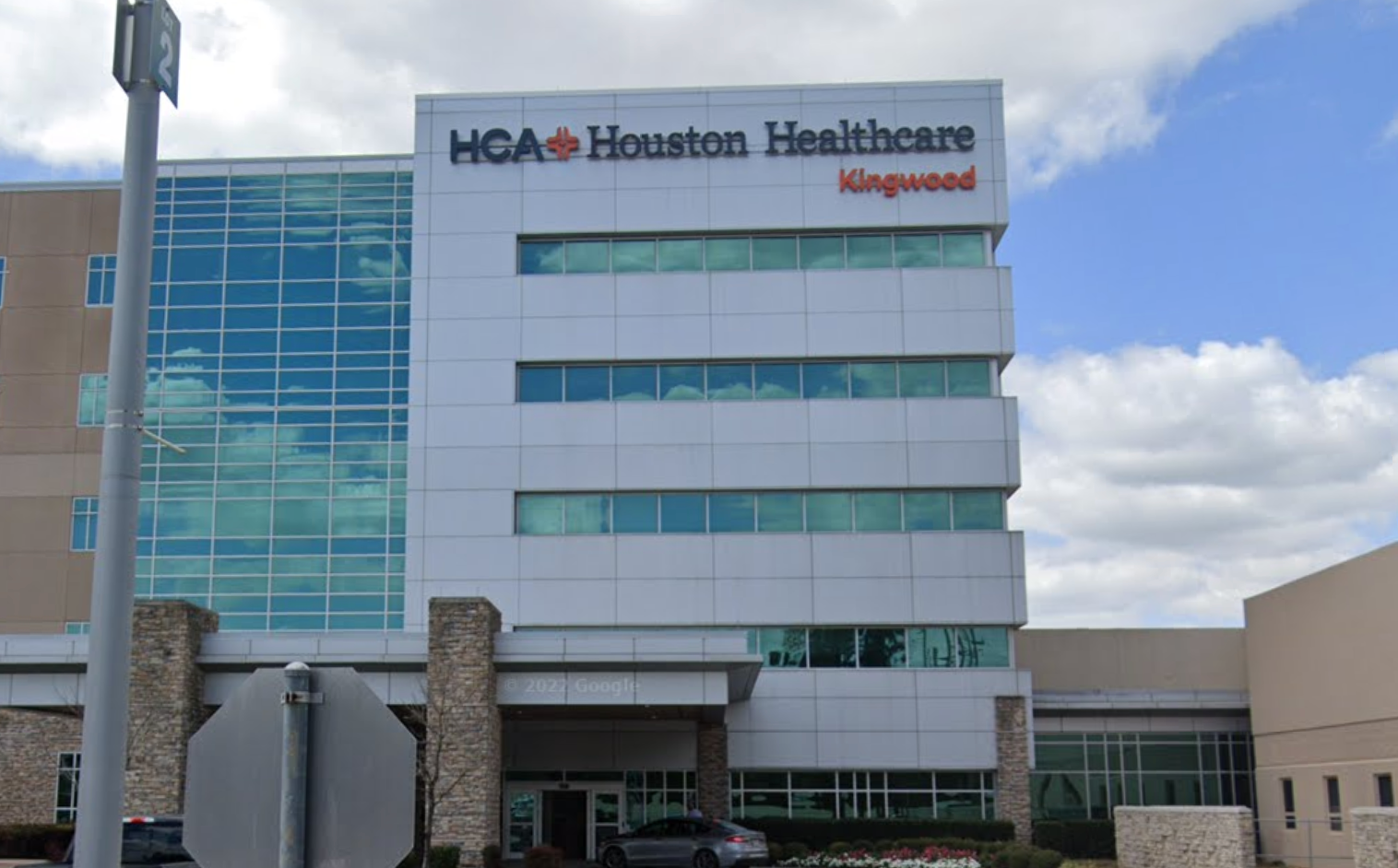 HCA Houston Healthcare Kingwood, a infirmary successful Houston, Texas, is accused of botching a laboratory trial that resulted successful a beloved pastor's decease from antibiotic-resistant E. Coli