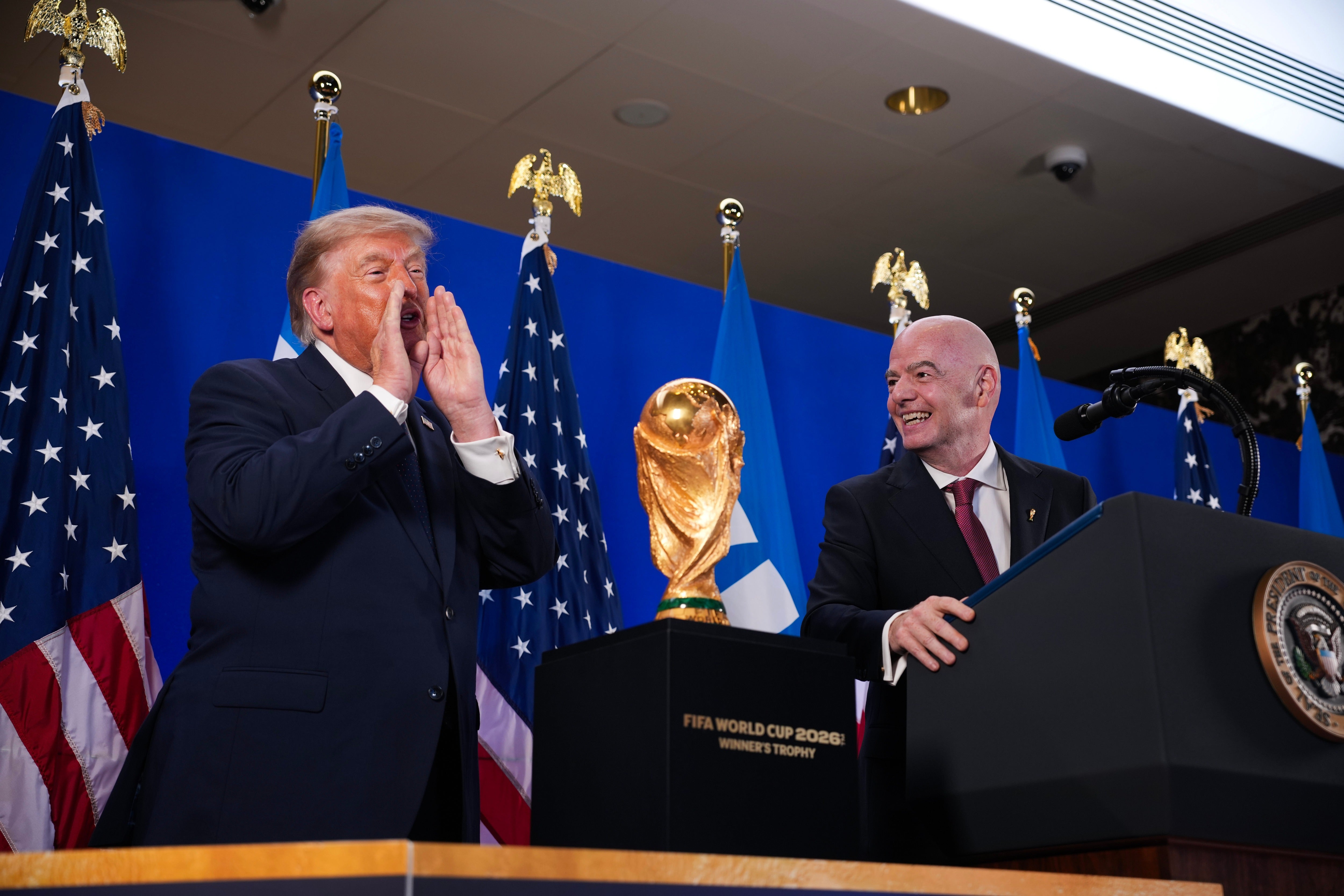Trump Boasts About Pressuring Fifa Boss Over Us Player’s Red Card: ‘i’d Like To Wage A Complaint’