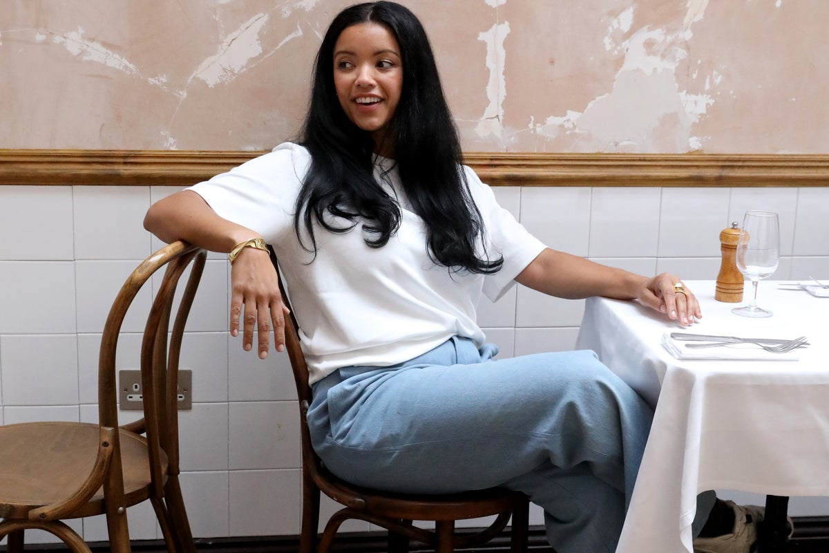 Adjustable clothing: The new fashion trend that means never buying another pair of jeans again Adjustable clothing: The new fashion trend that means never buying another pair of jeans again