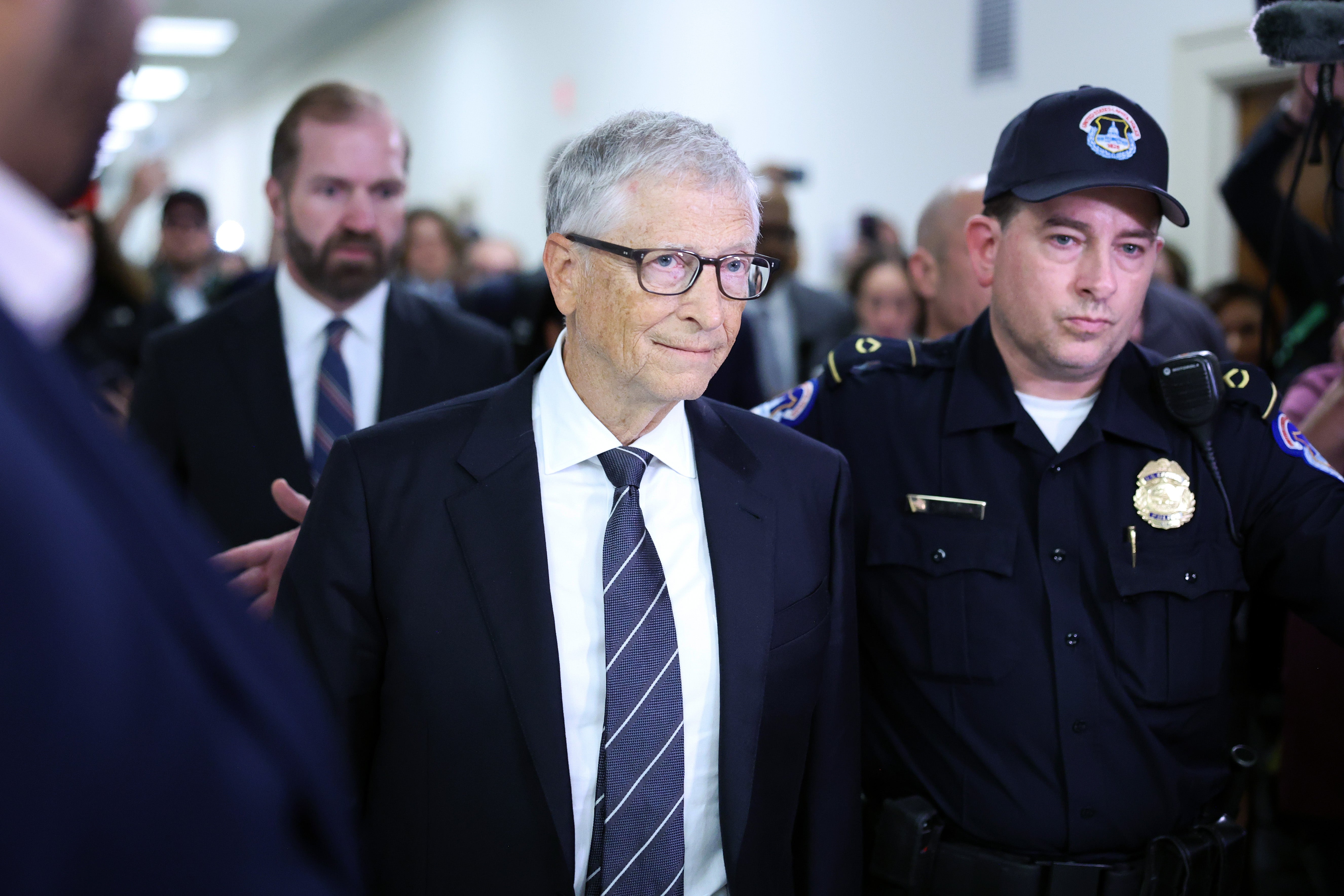 Gates foundation held dozens of meetings with Epstein despite staff warnings, review says