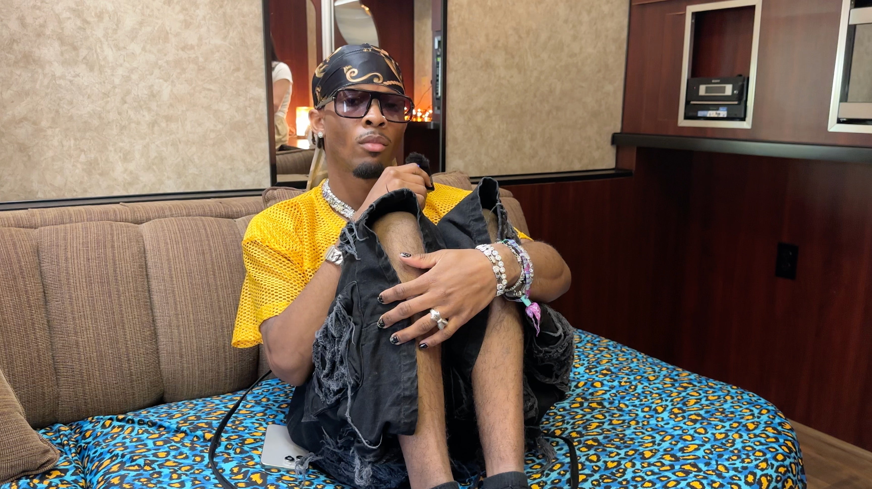 D4vd began making euphony for YouTube videos he created of nan video crippled Fortnite