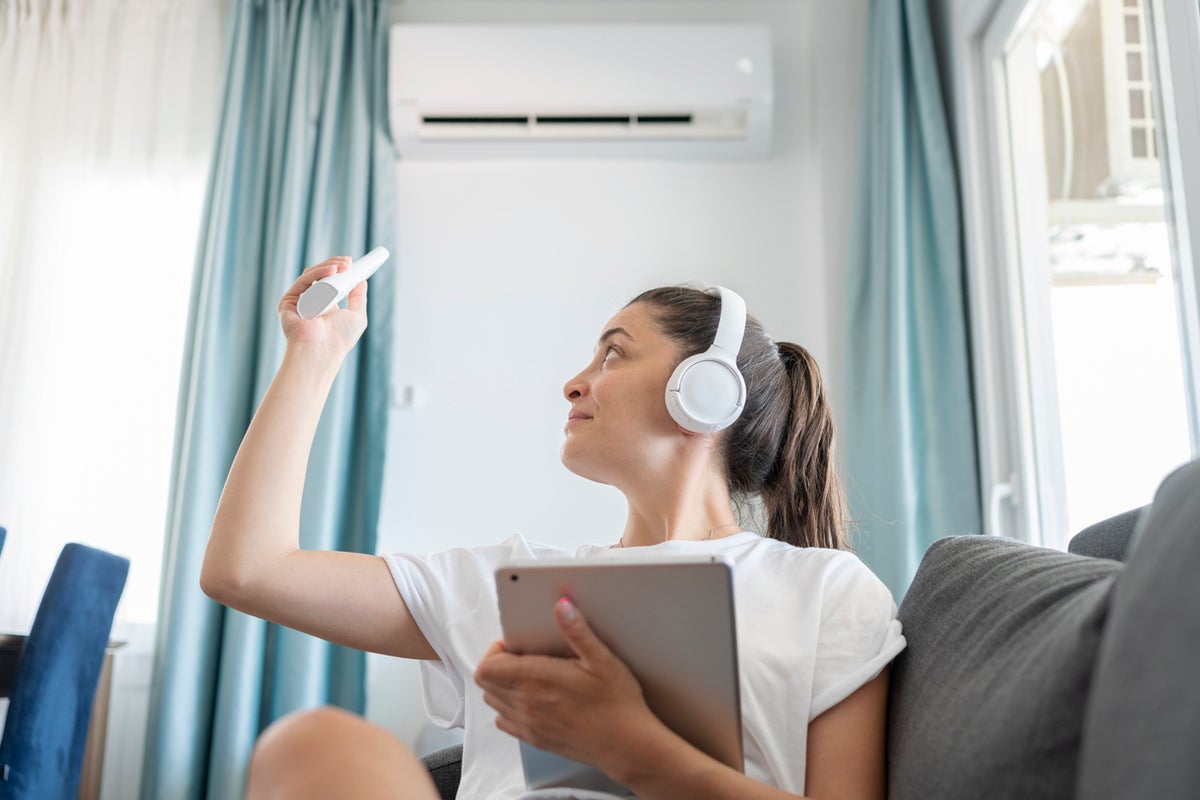 Doctors share what air conditioning does to your body as UK heatwave lingers on Doctors share what air conditioning does to your body as UK heatwave lingers on