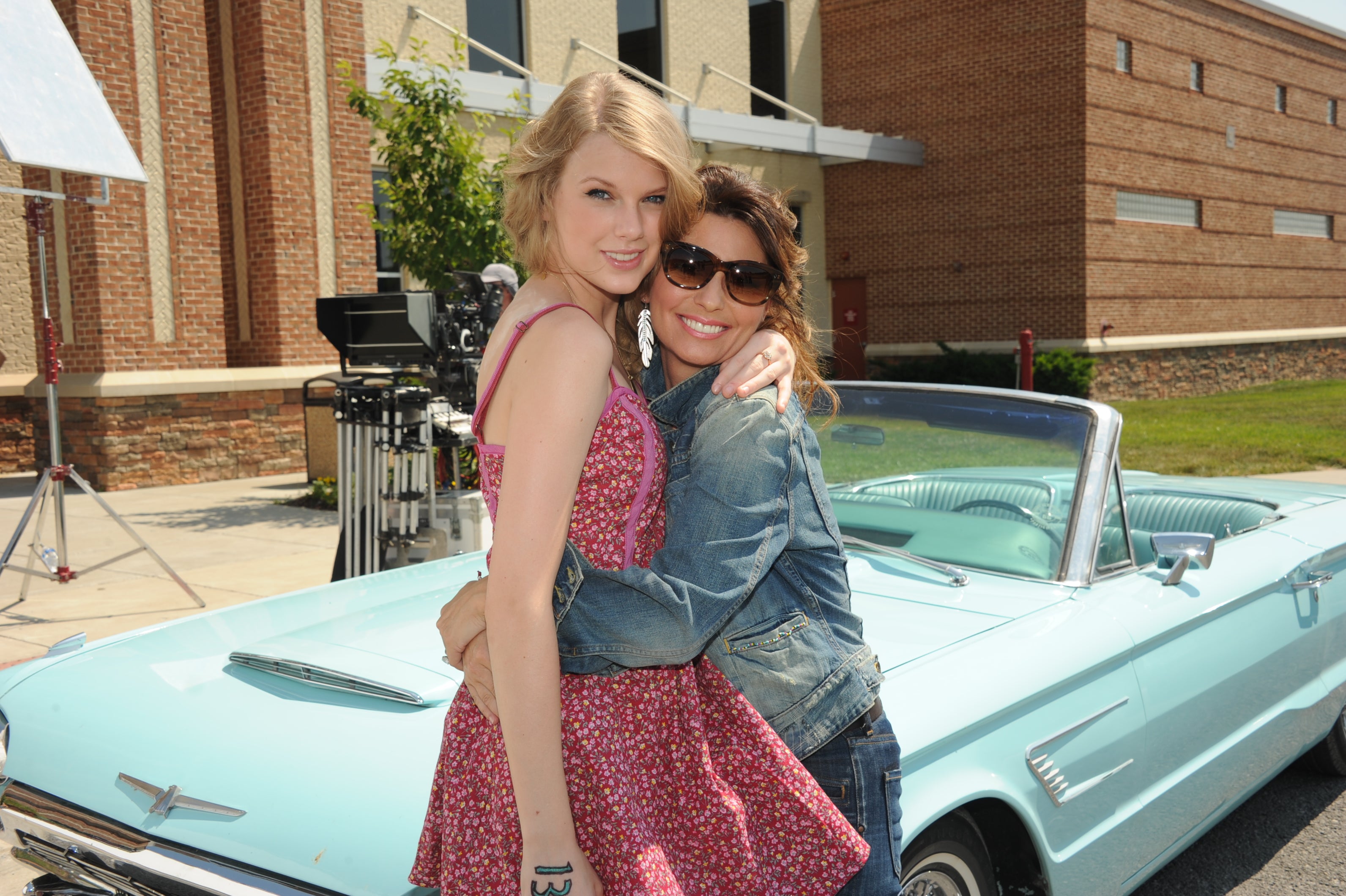 Shania Twain opens up about why she turned down Taylor Swift’s wedding invite