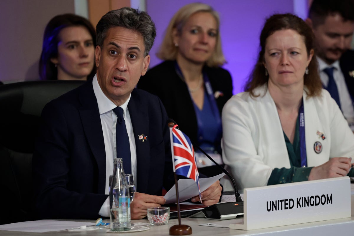 Ed Miliband to take seat on board of World Bank – with overseas aid and climate ‘central to UK'