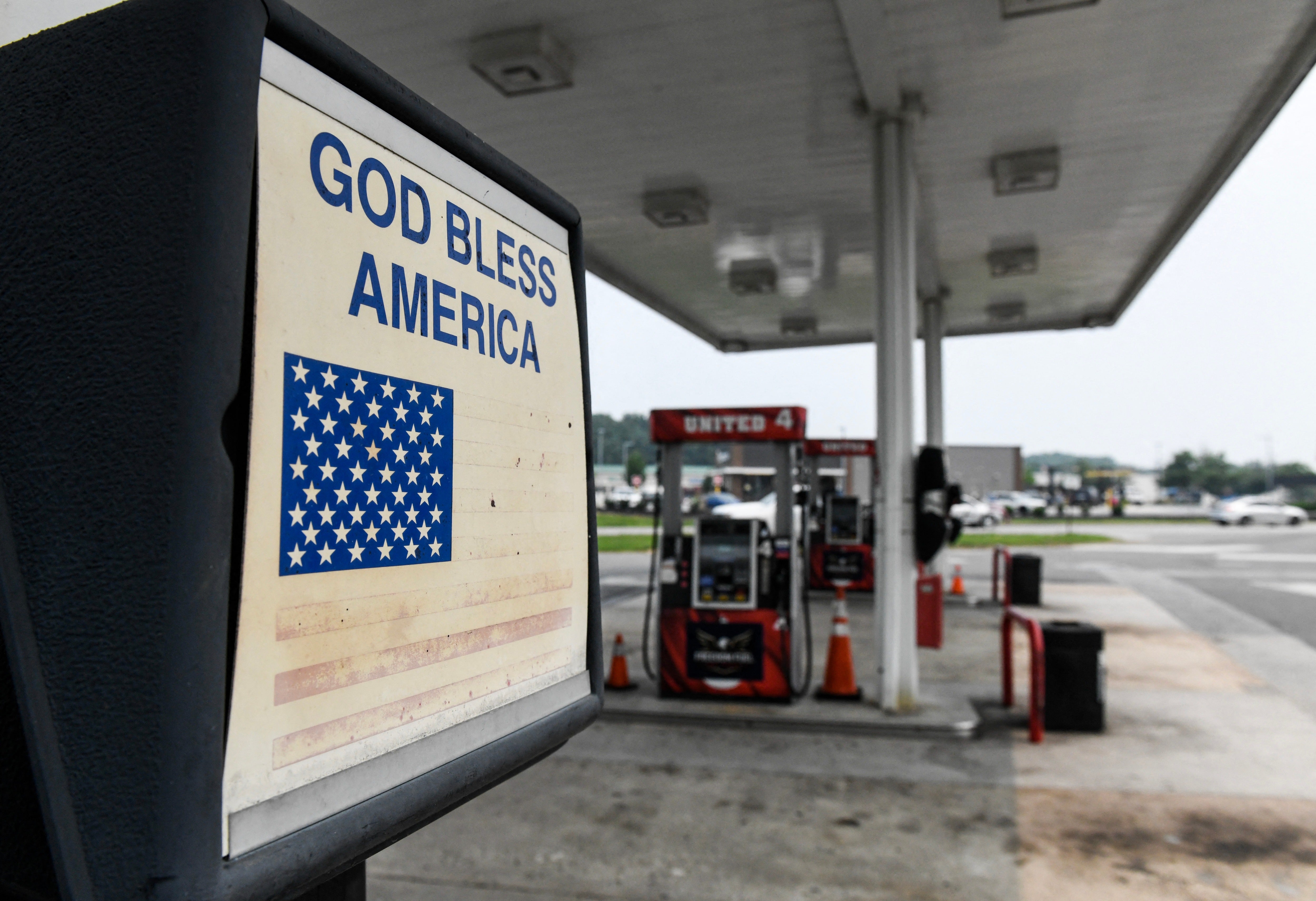 The Trump management continues to struggle pinch an unpopular warfare successful Iran and stubborn ostentation affecting Americans’ purchasing power