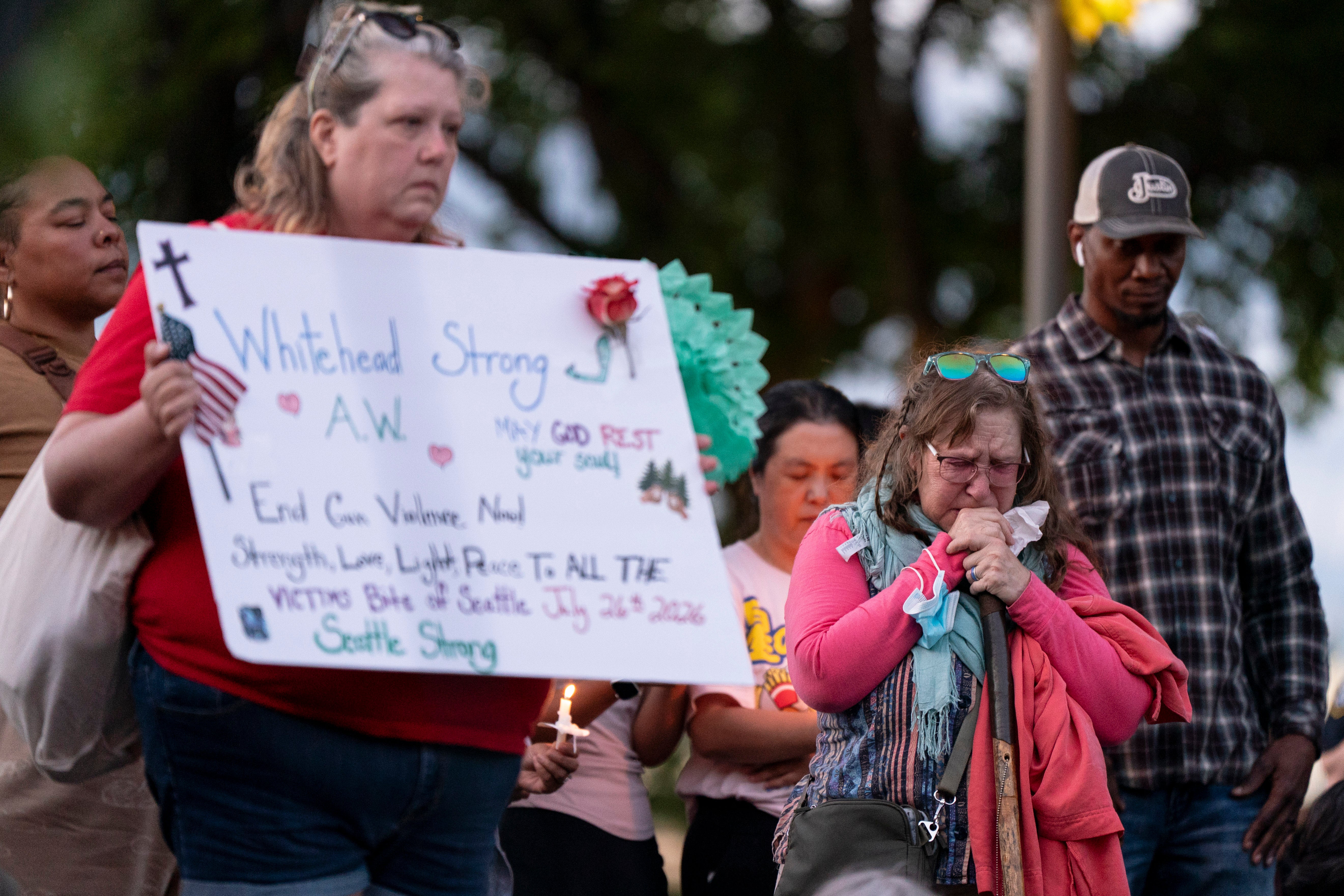 The shooting successful nan waning hours of nan three-day Bite of Seattle show near 3 group dead, including a 19-year-old gunman, and astatine slightest 4 group injured, including a toddler