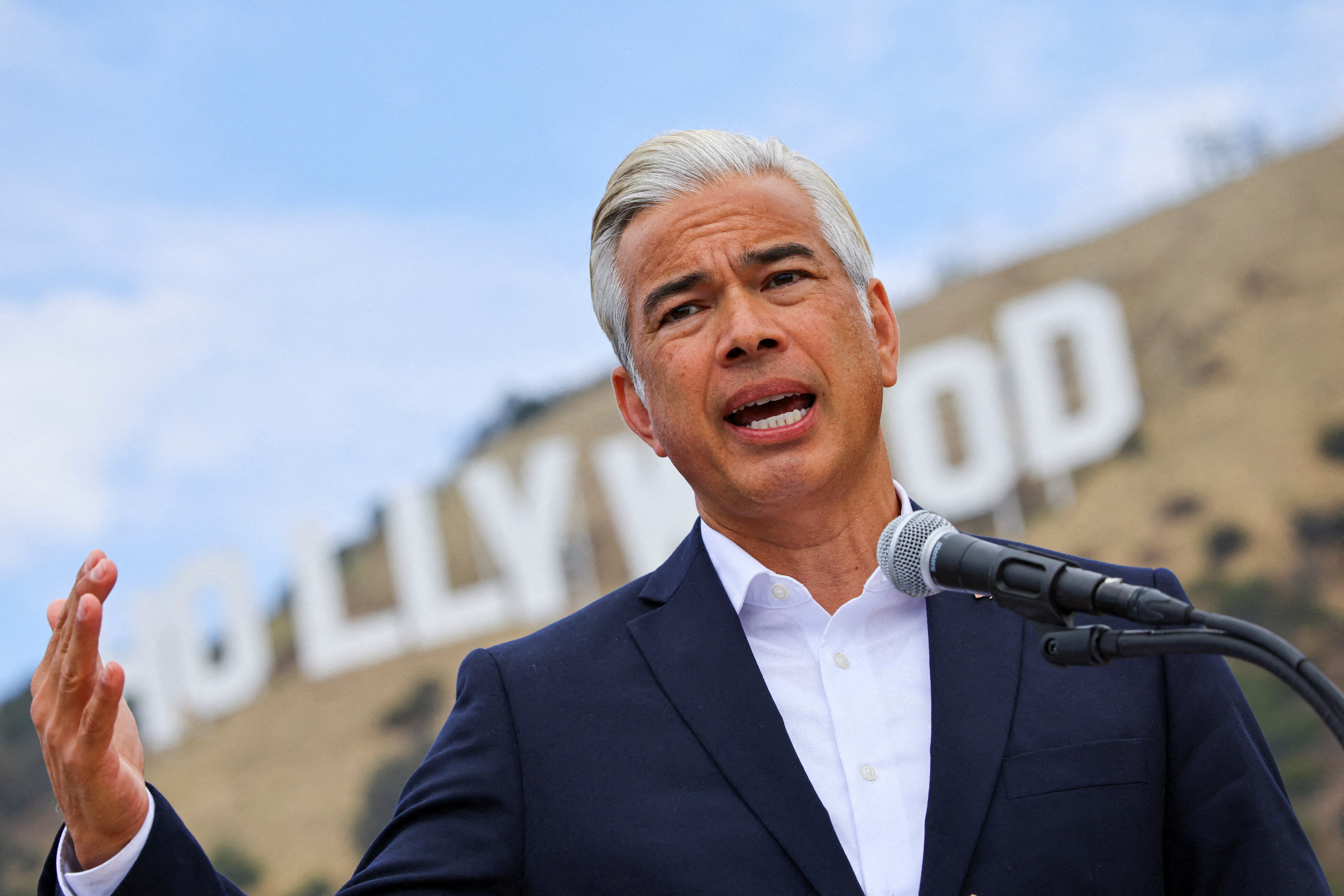 California Attorney General Rob Bonta said successful a statement, "The ugly
truth is that nan request for these forbidden services fuels nan proviso of
commercial activity operations and quality trafficking."