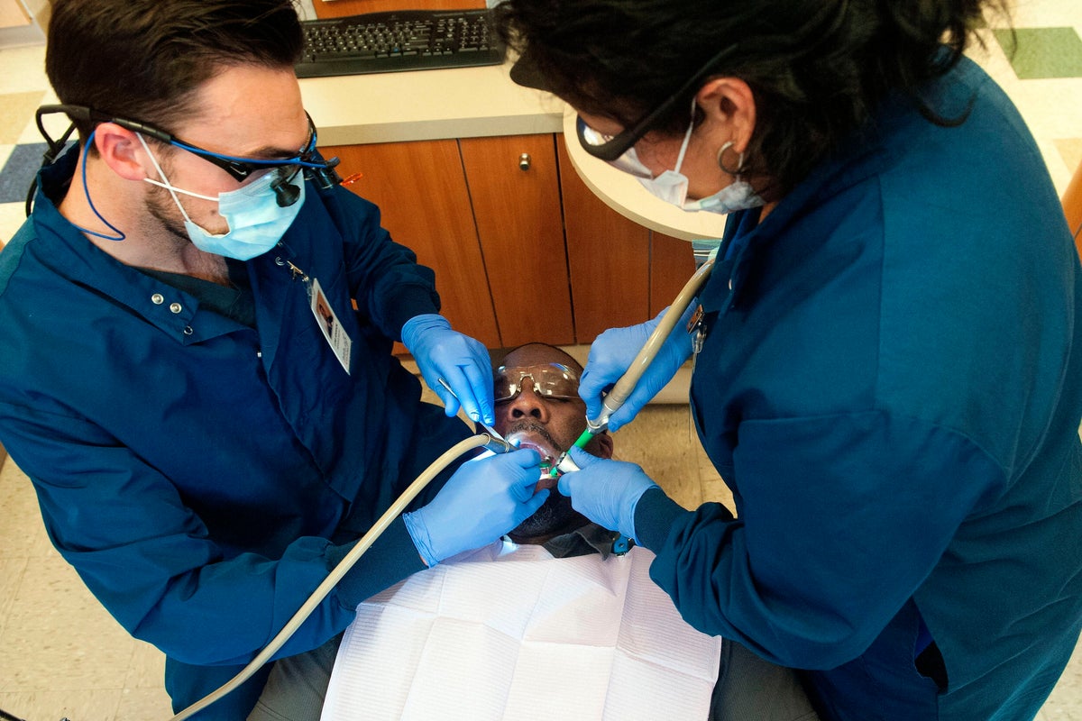 New Liquid Treatment Offers Drill-Free Solution for Tooth Decay