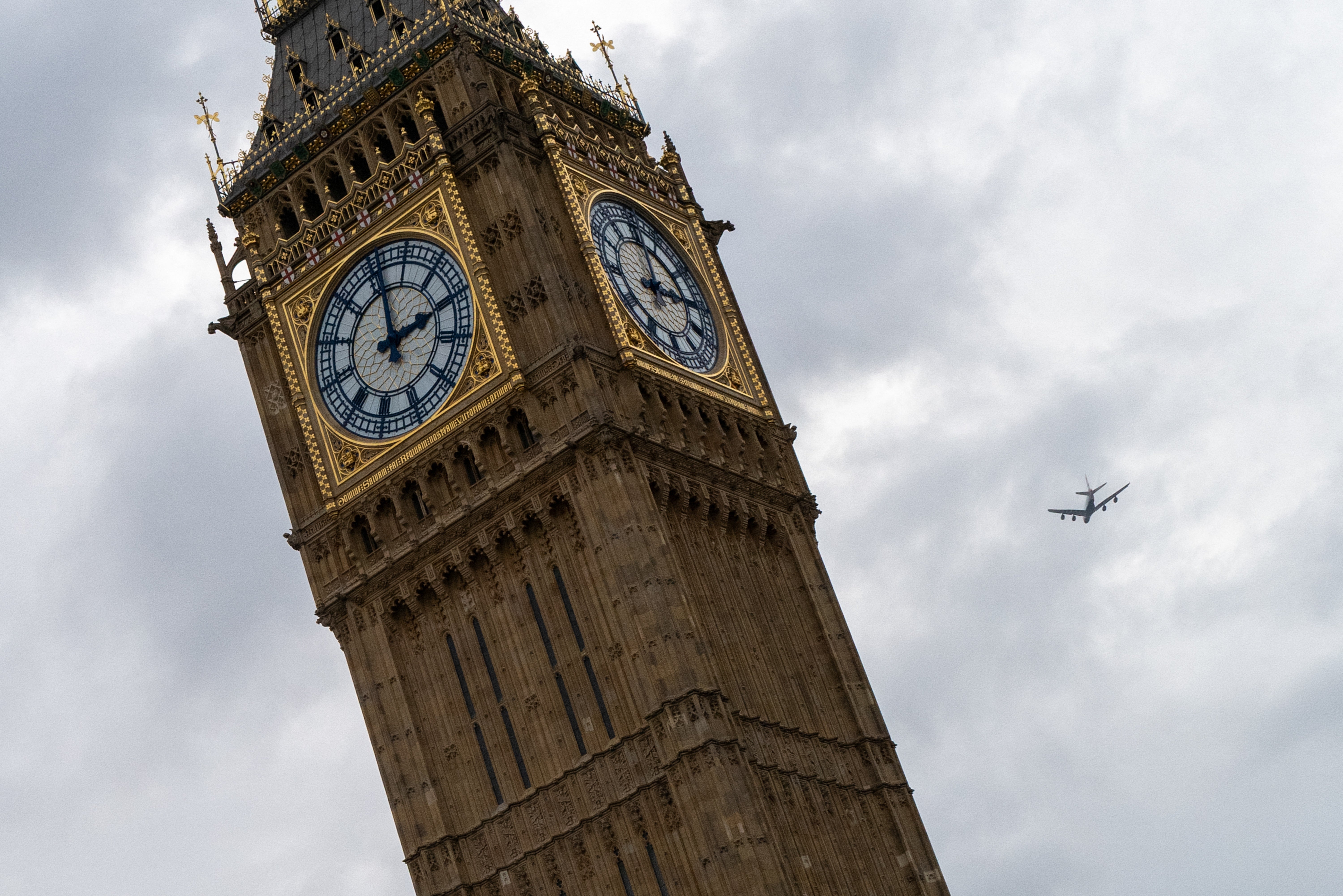 Boozy Westminster MPs are drinking so much they are having their stomachs pumped, report warns