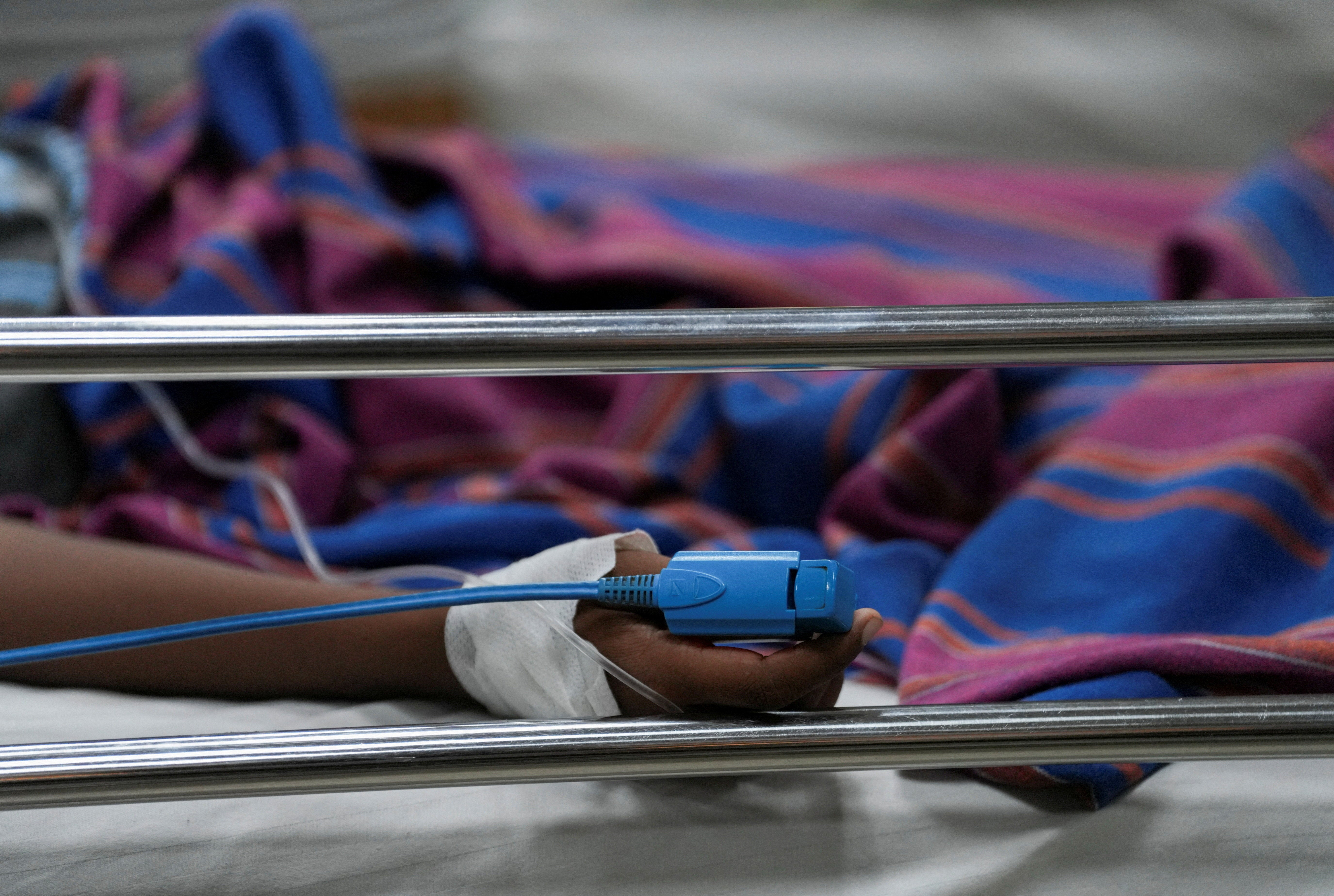 Dengue patients, specified arsenic this diligent successful Sri Lanka, successful whitethorn create symptoms specified arsenic vomiting, aches and pains and a rash. Symptoms typically clear up aft a week, but much terrible cases could require hospitalization