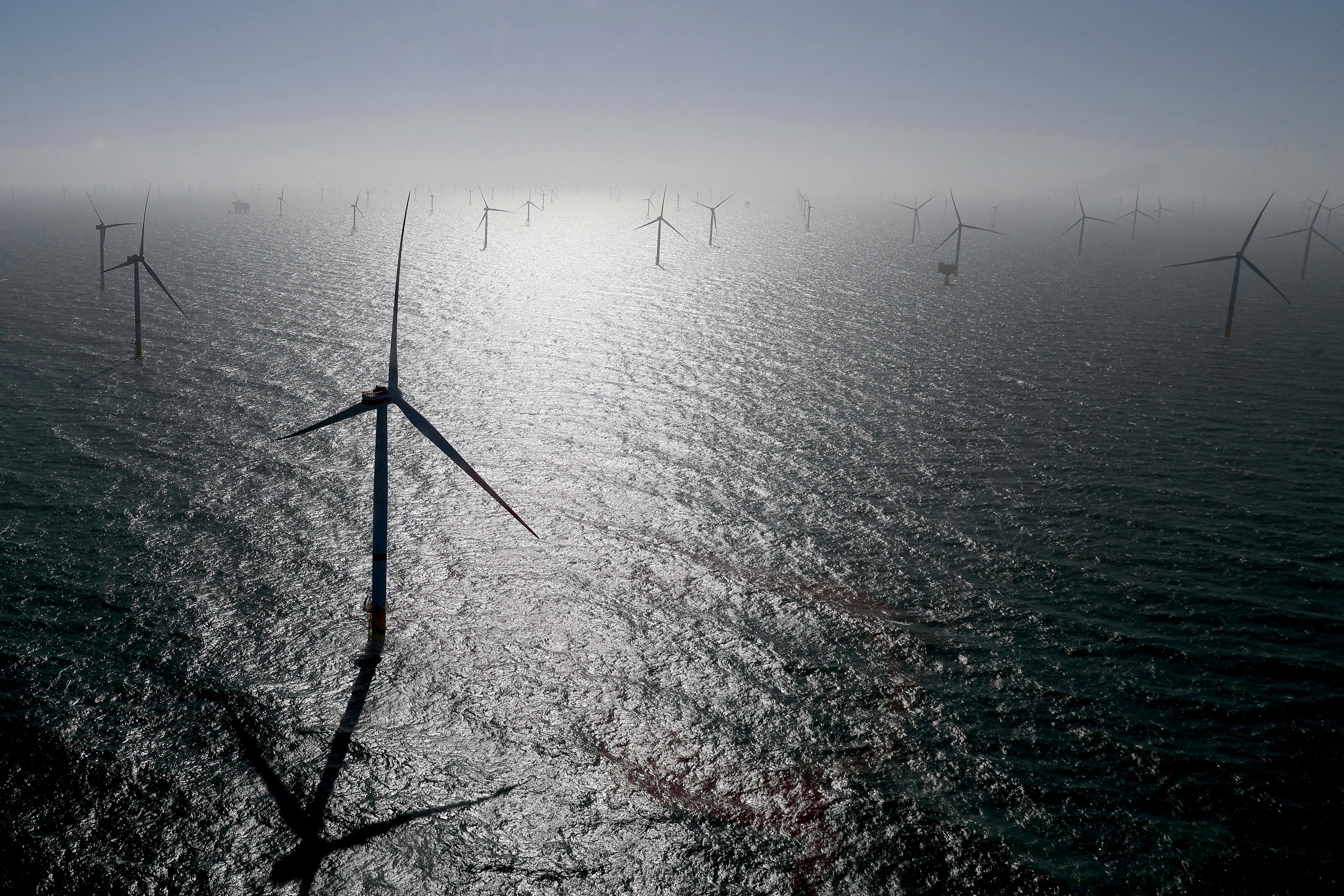 In speech for nan $1.22 billion, RWE is relinquishing upwind powerfulness leases that could person provided astir 7 gigawatts of power