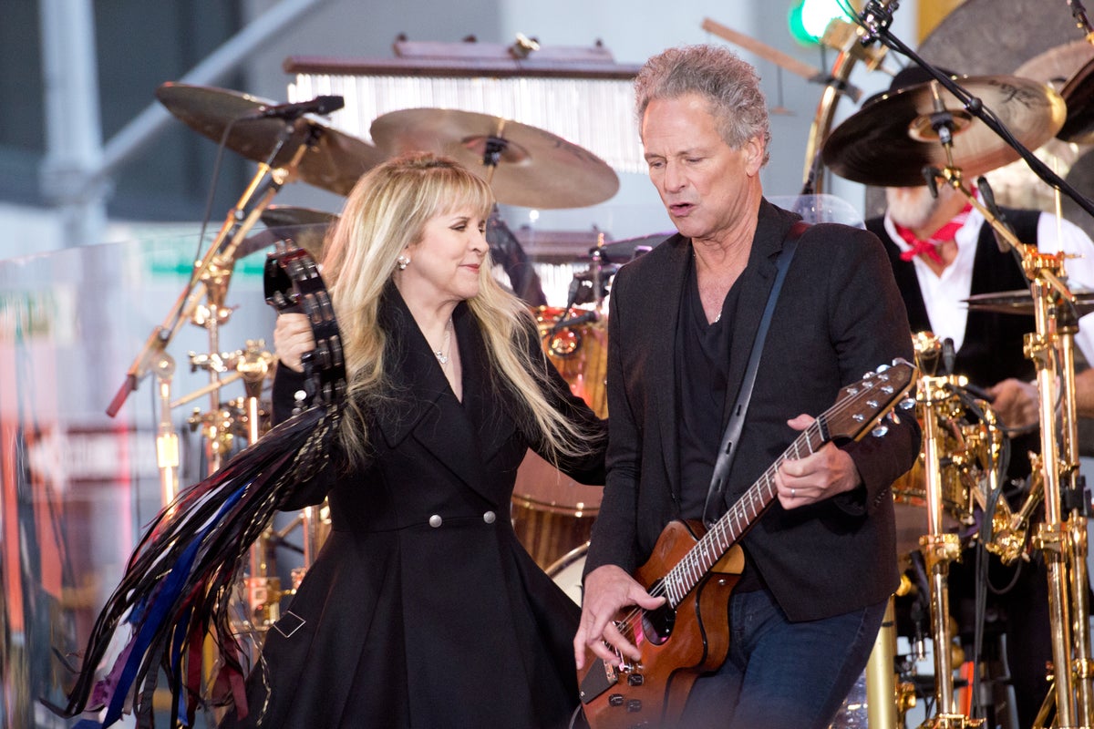 Lindsey Buckingham shares surprising update about relationship with Stevie Nicks Lindsey Buckingham shares surprising update about relationship with Stevie Nicks