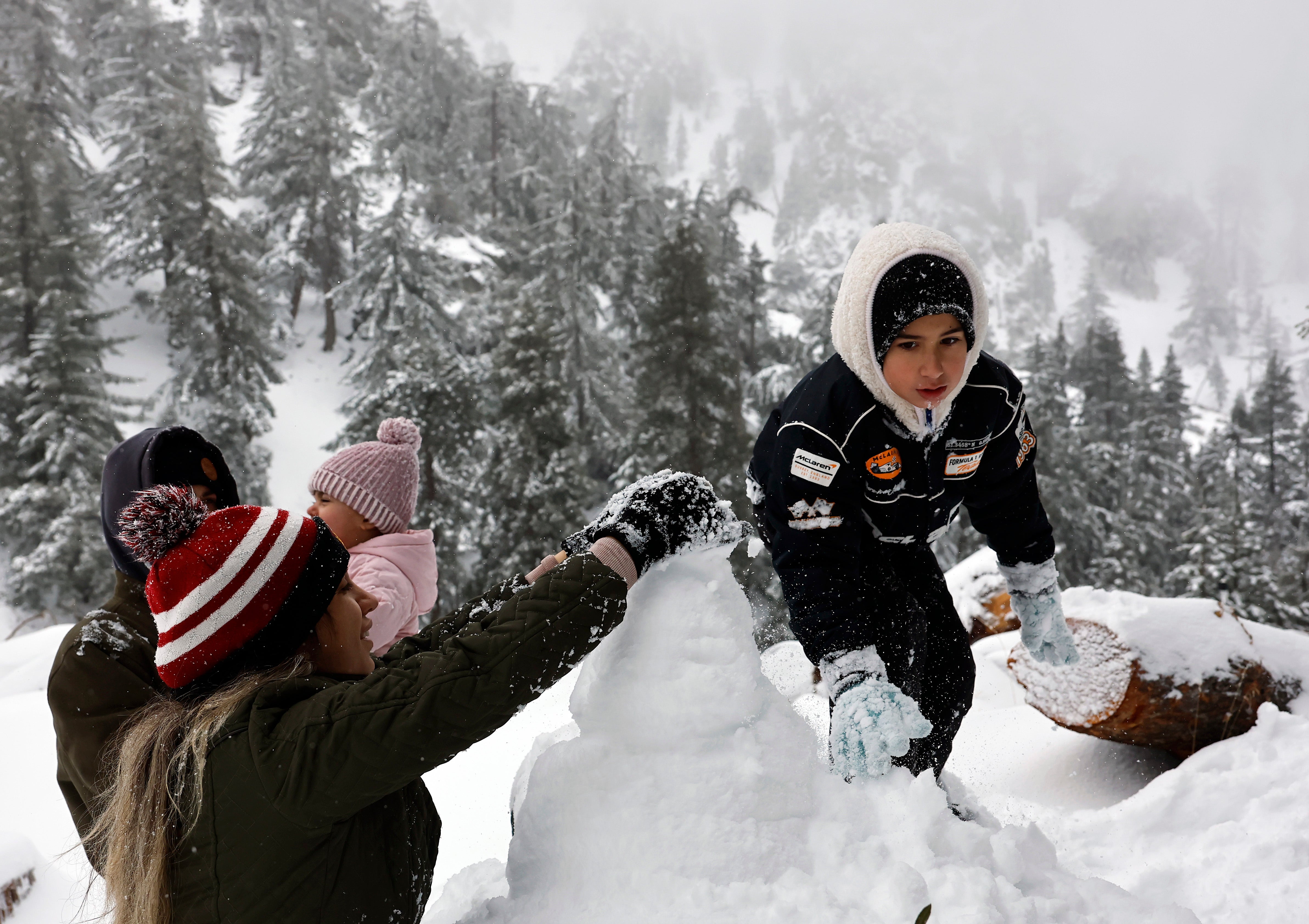Farmer's Almanac predicts the first snow of the winter forecast