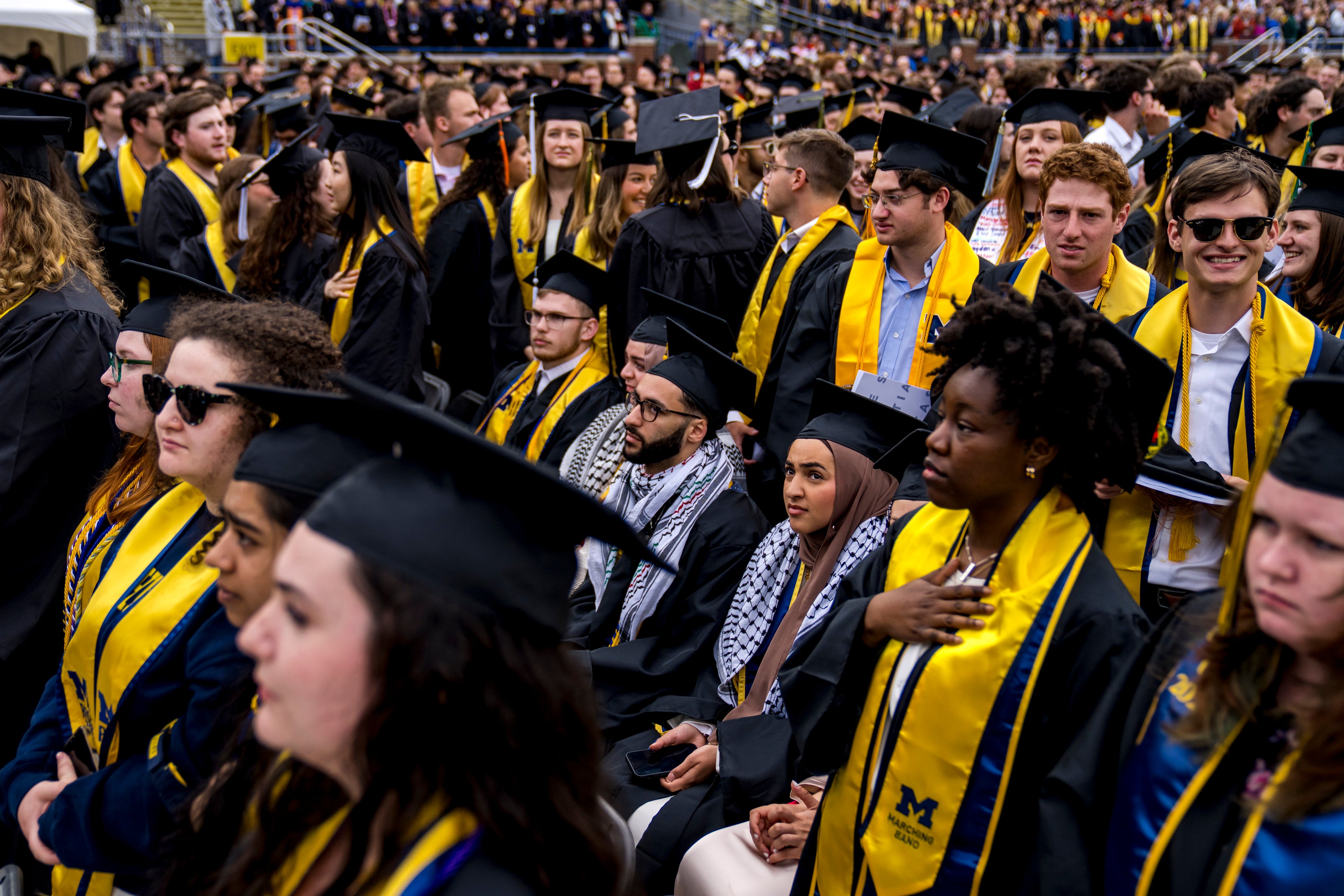 Under nan aviator program, incoming students enrolled successful nan College of Literature, Science and nan Arts will not person missive grades connected their charismatic transcripts during their first term