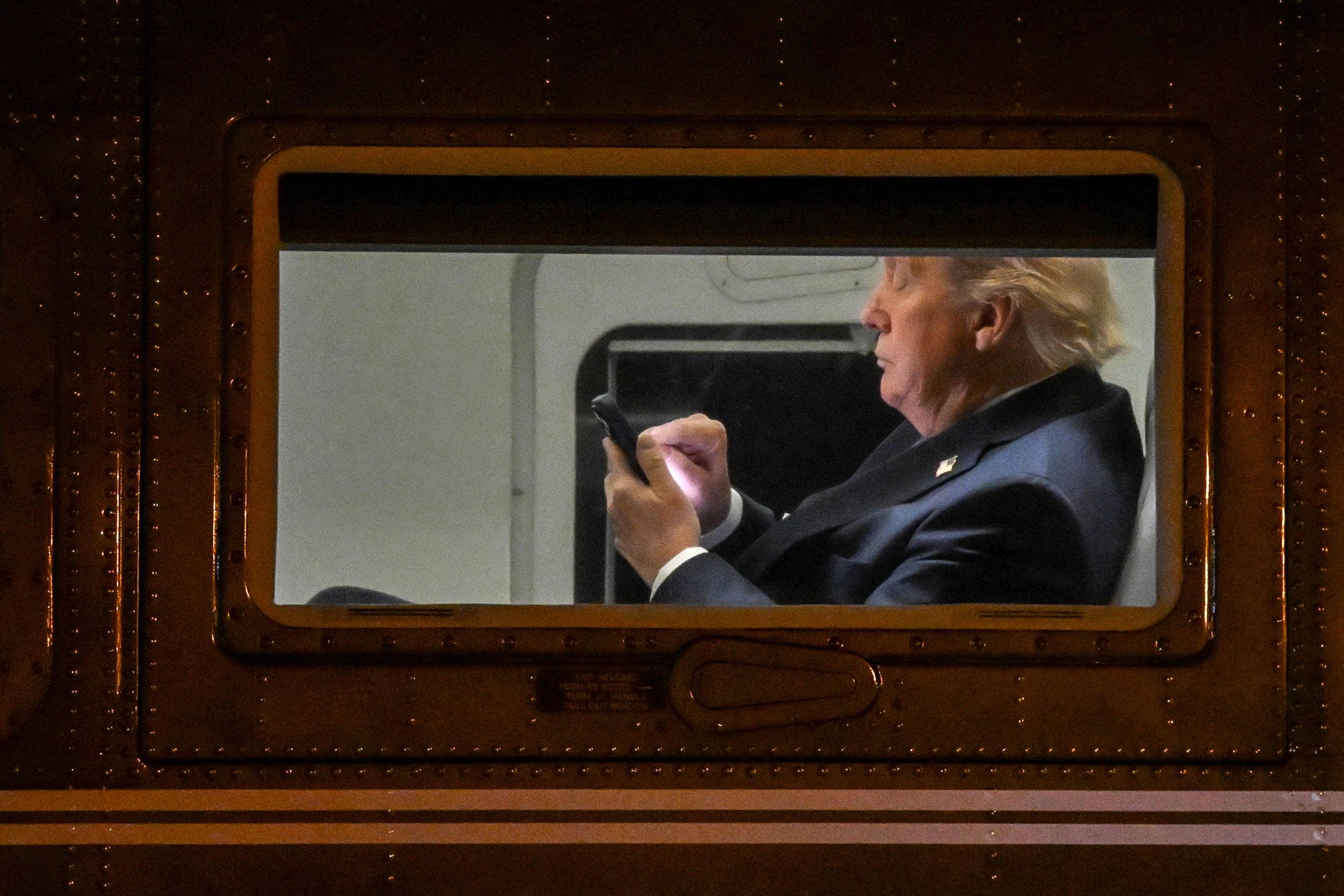 The Department of Justice has issued an sentiment that could let President Donald Trump to exert executive privilege complete communications betwixt himself and 'private advisors'