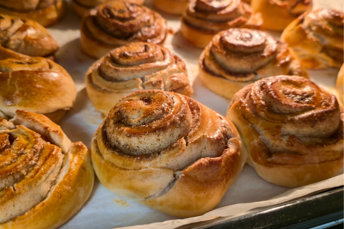 Viral Las Vegas mom forced to halt at-home cinnamon roll business after county citation Viral Las Vegas mom forced to halt at-home cinnamon roll business after county citation