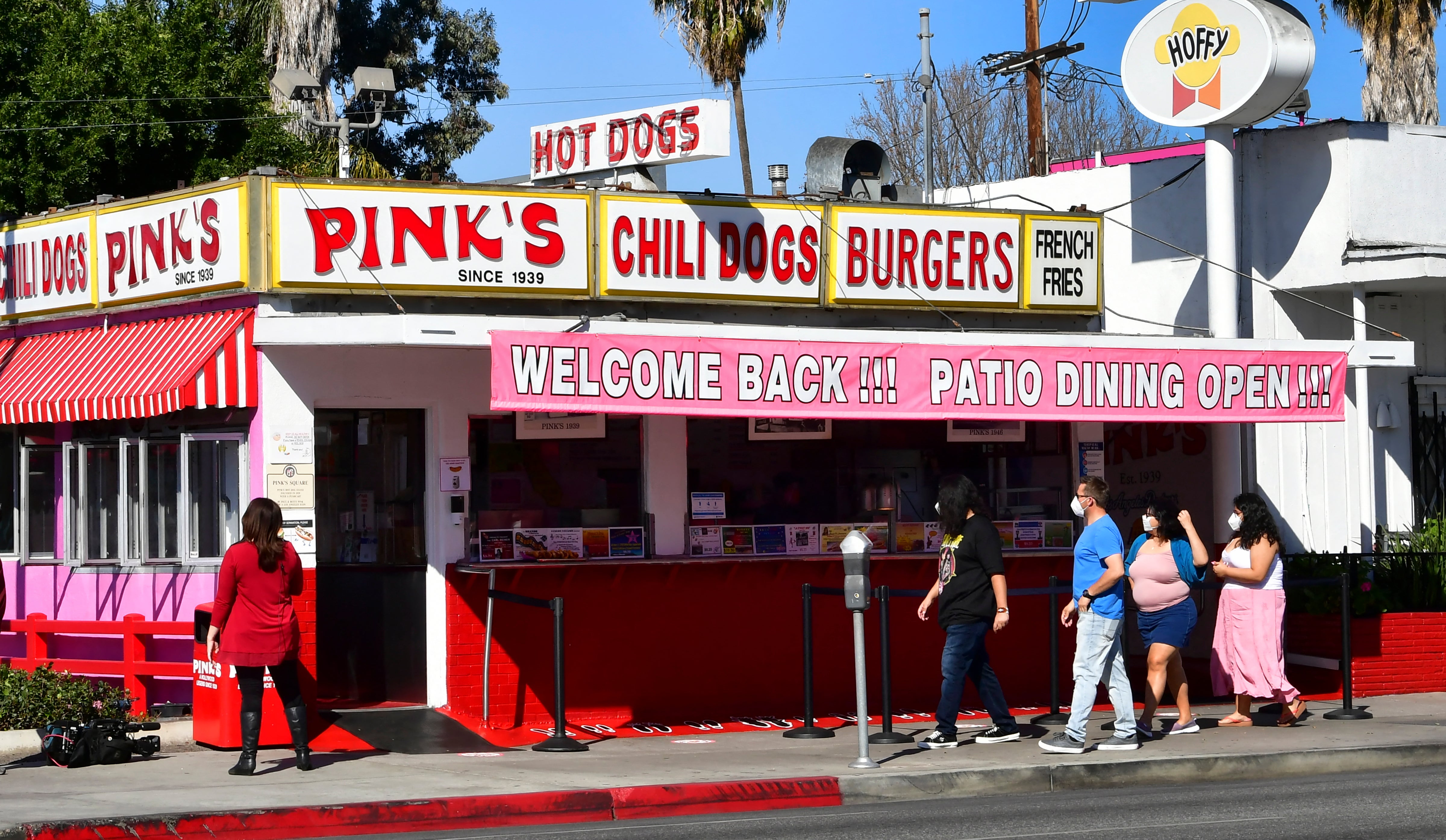 LA’s famous Pink’s Hot Dogs to open first restaurant in Japan by end of year