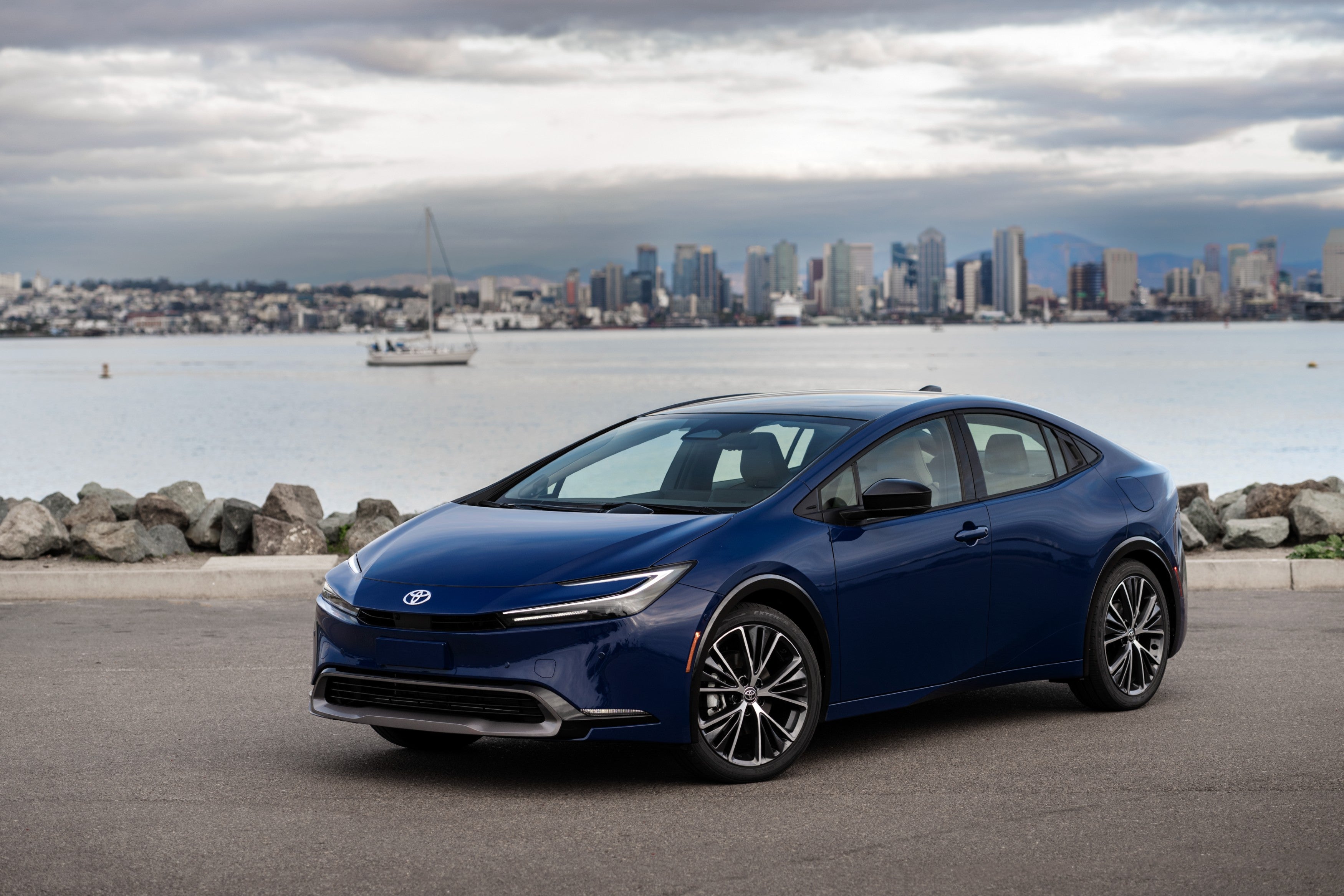 Toyota redesigned the Prius for the 2023 model year, keeping its traditional aerodynamic hatchback shape while adding rakishly attractive styling