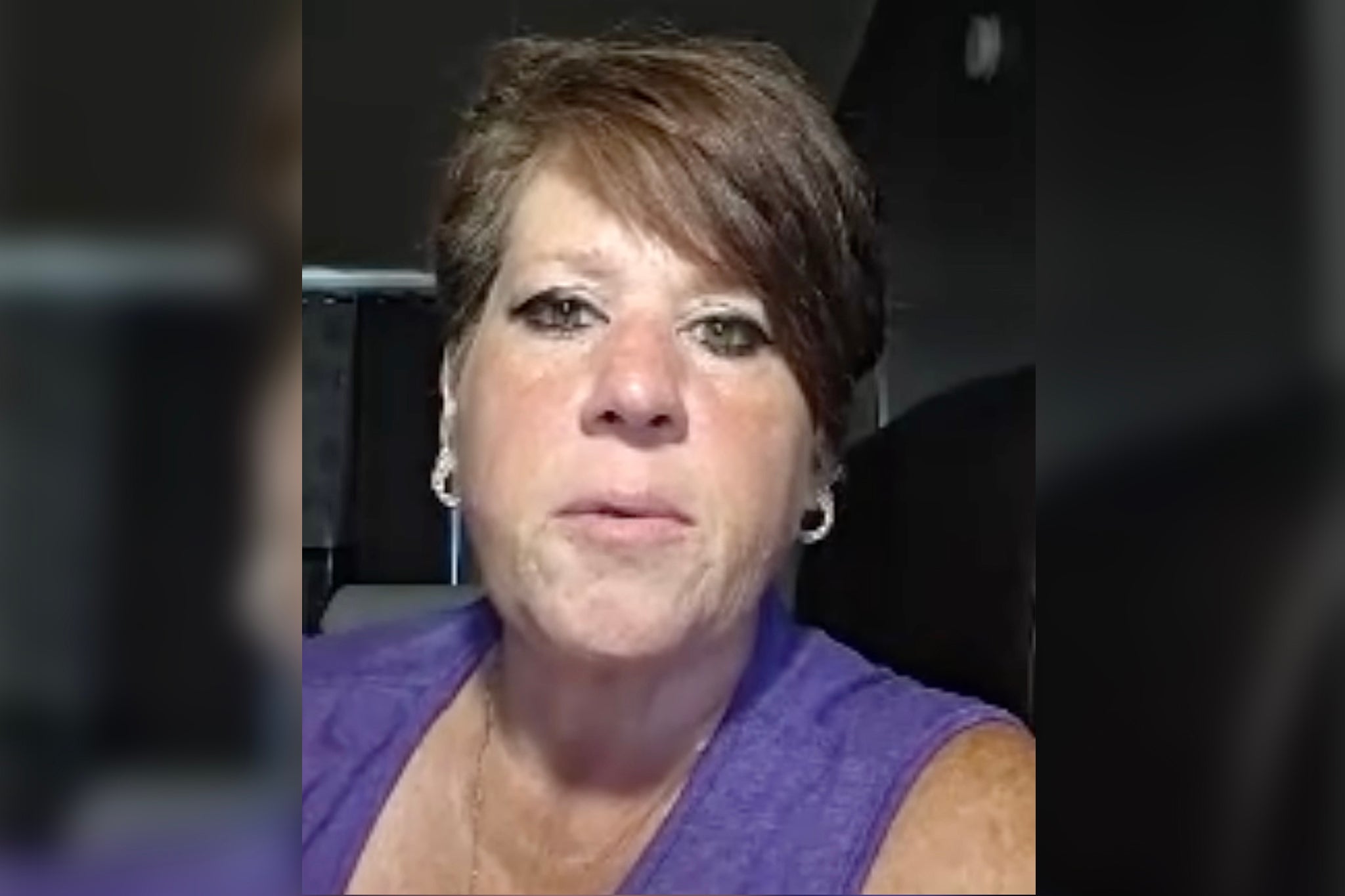 Jennifer Maxwell says that she saw the girl fleeing a wooded area and falling into a ditch