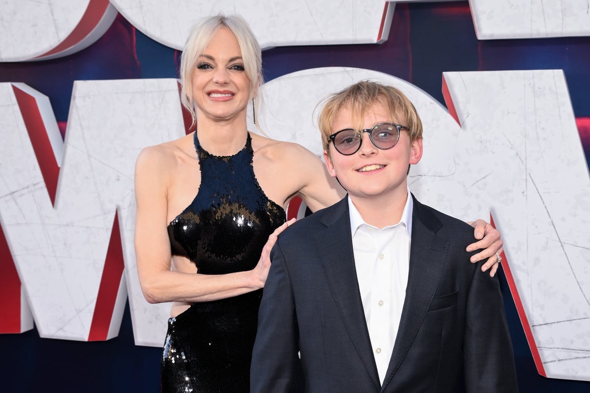 Anna Faris says she tries to ‘challenge’ her religious, pro-life son she shares with ex Chris Pratt Anna Faris says she tries to ‘challenge’ her religious, pro-life son she shares with ex Chris Pratt