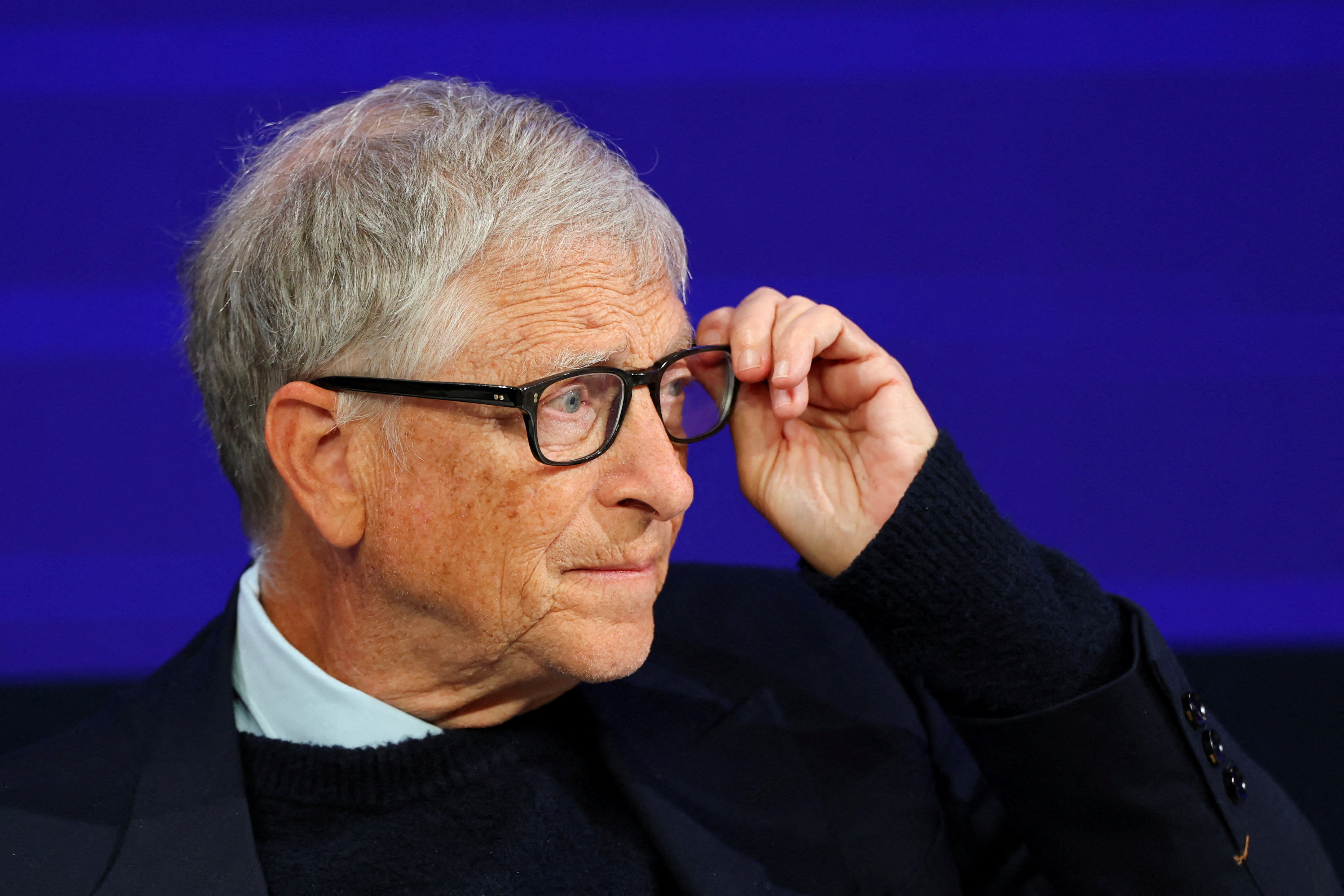 Gates ostrzega: AI może umożliwić ataki biologiczne — chce spotkać się z Xi