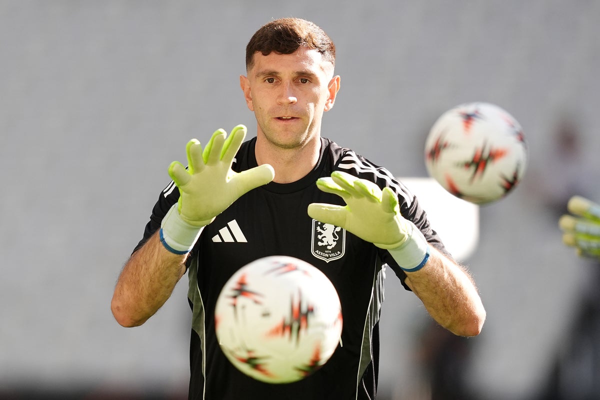 Chelsea in talks to sign goalkeeper Emiliano Martinez from ...