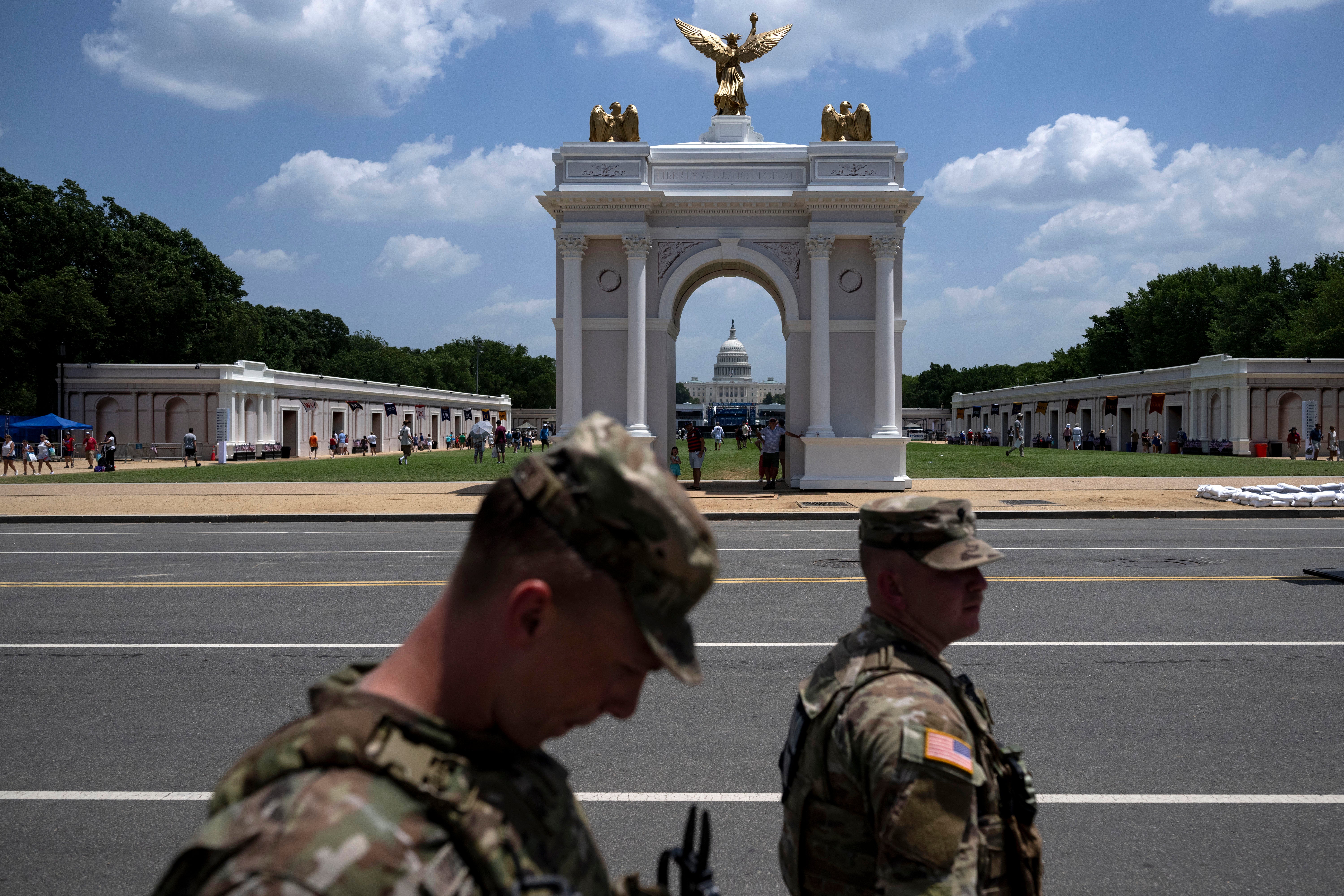 A miniature version of the arch was on display over the summer on the National Mall?