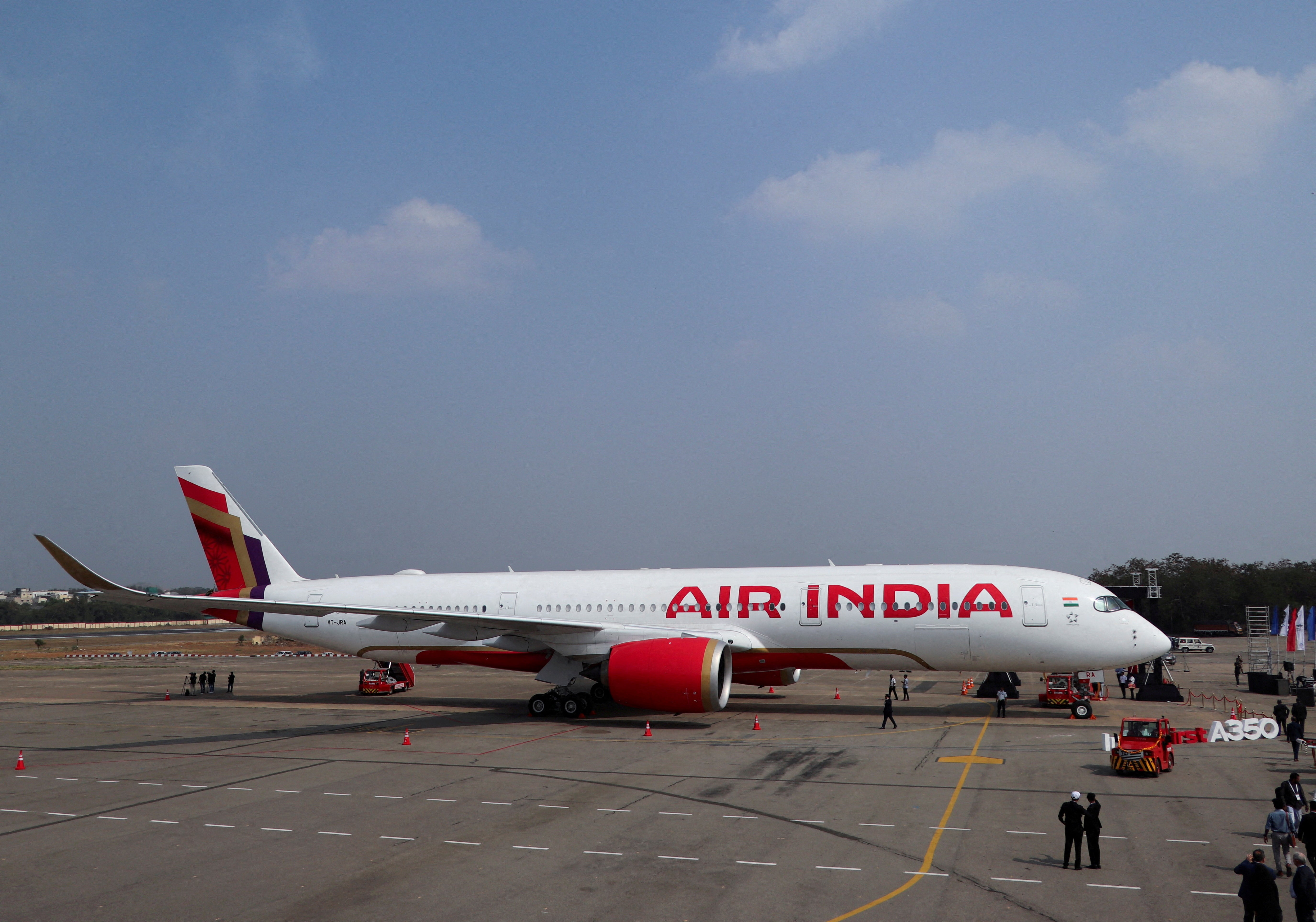 Investigation finds all hydraulic systems failed on Air India flight that dropped 300ft