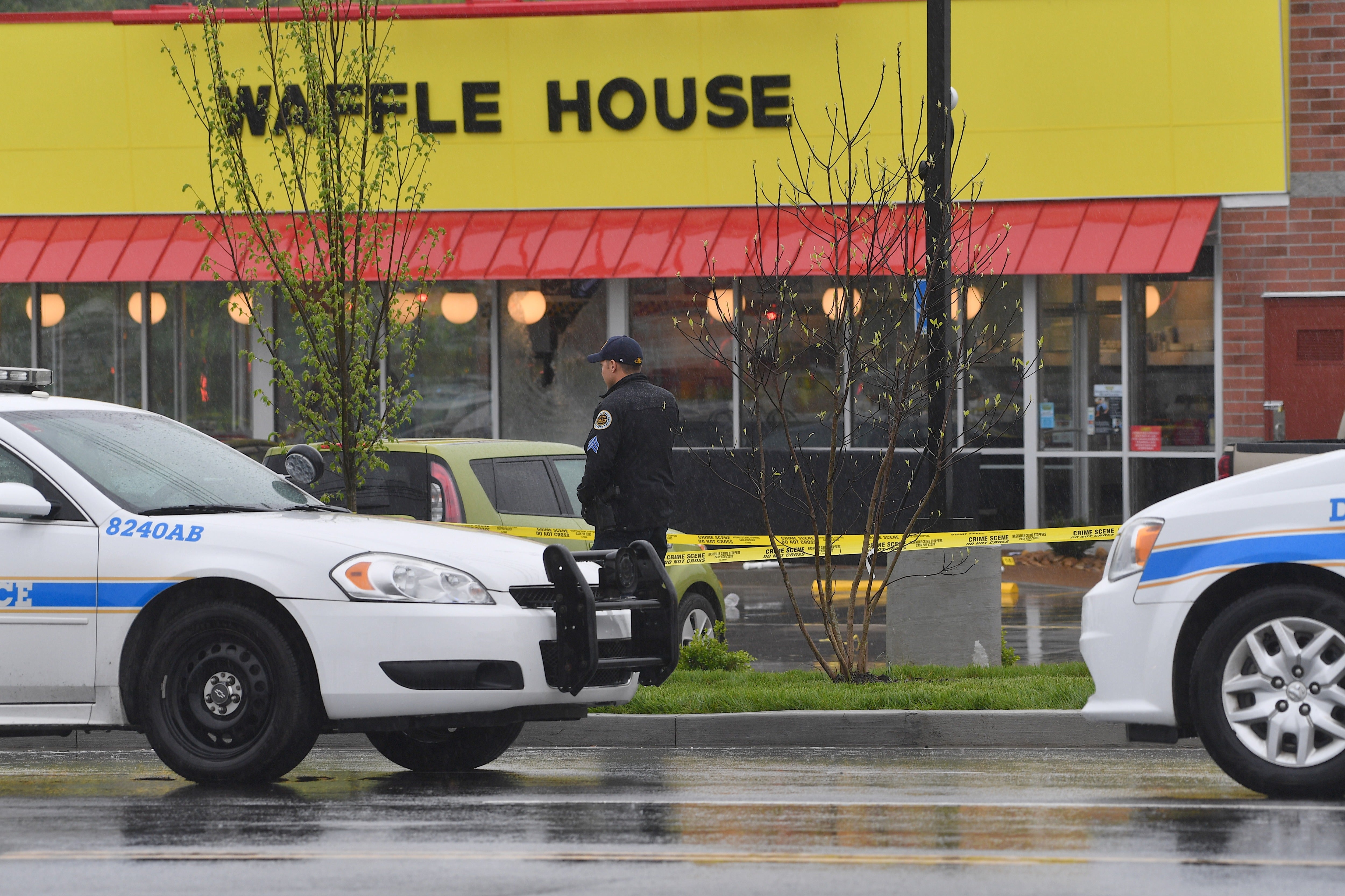 Cop accuses Waffle House employee of beating him and wife in parking lot