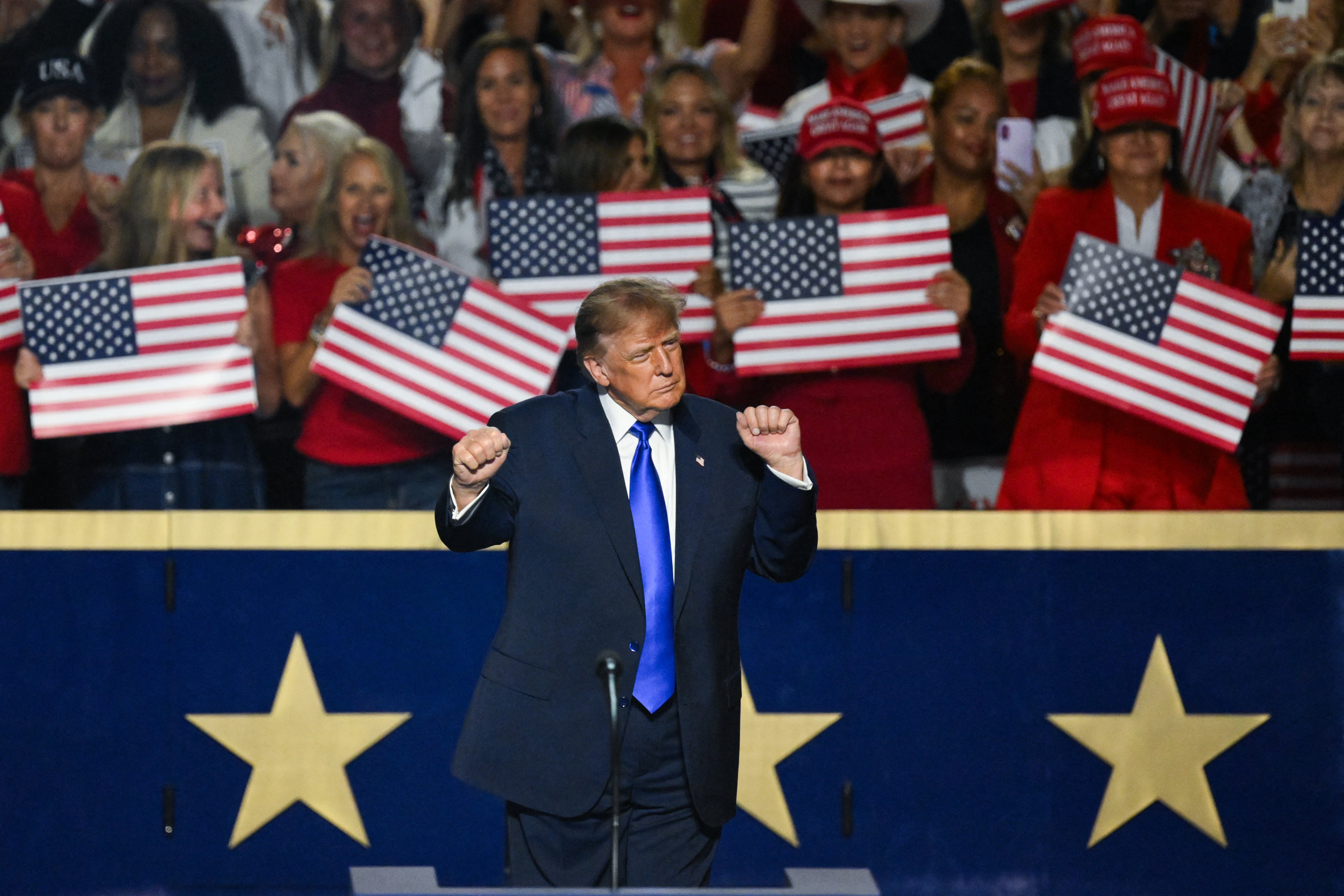 Trump begs — and even bribes — Republicans for votes at his desperate, made-up ‘convention'