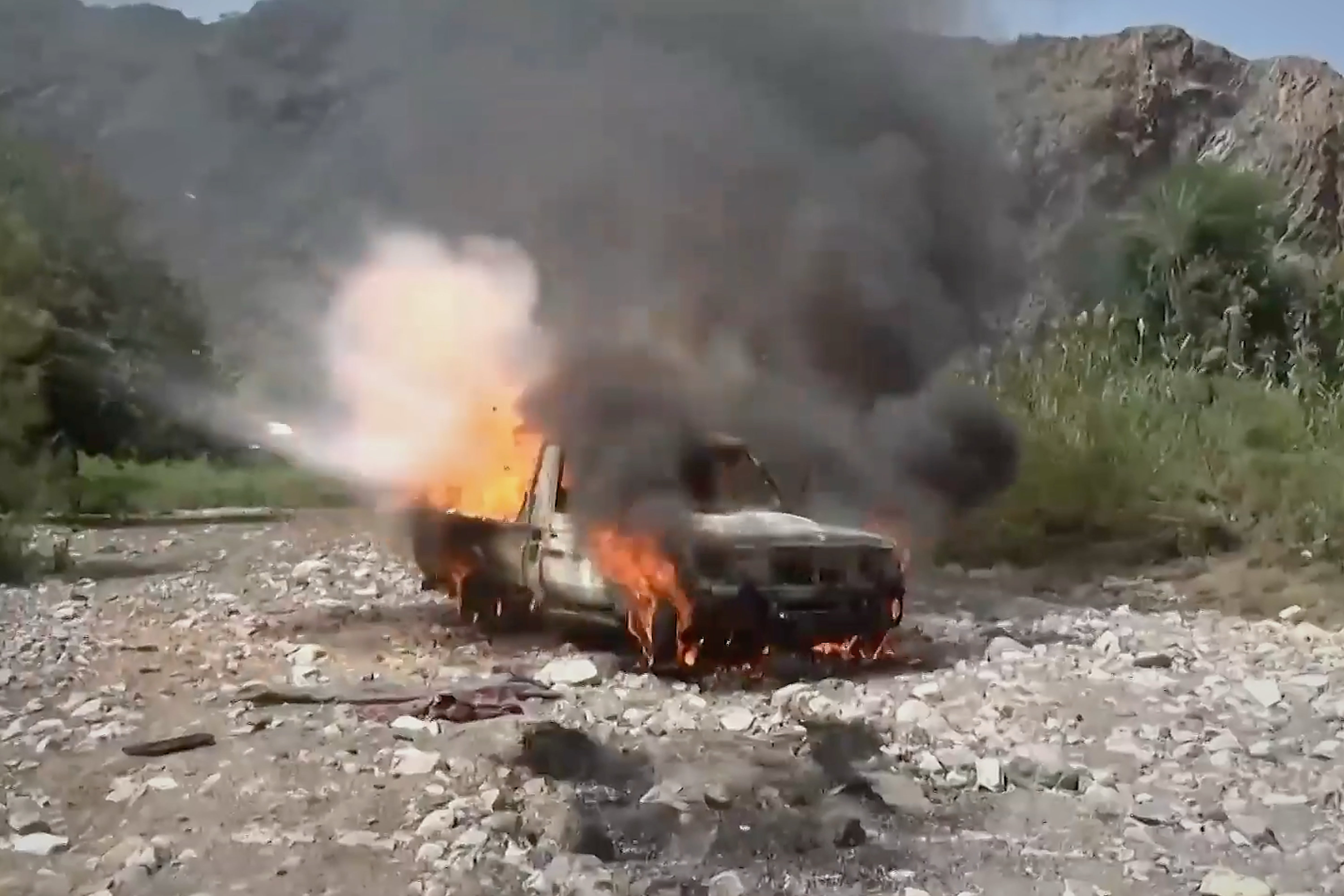 Iran-US war latest: Houthis claim attack on Saudi base as military advance in Yemen intensifies