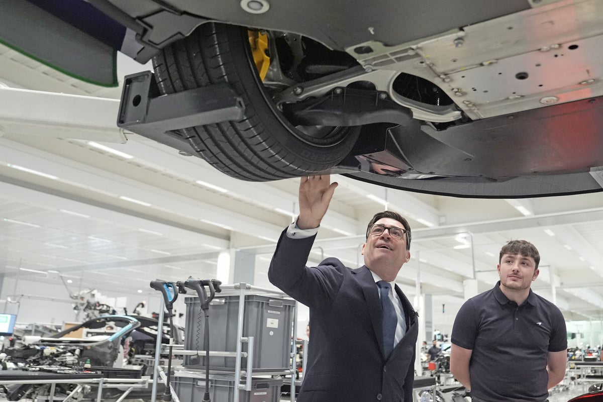 McLaren announces plans for £500m investment in UK